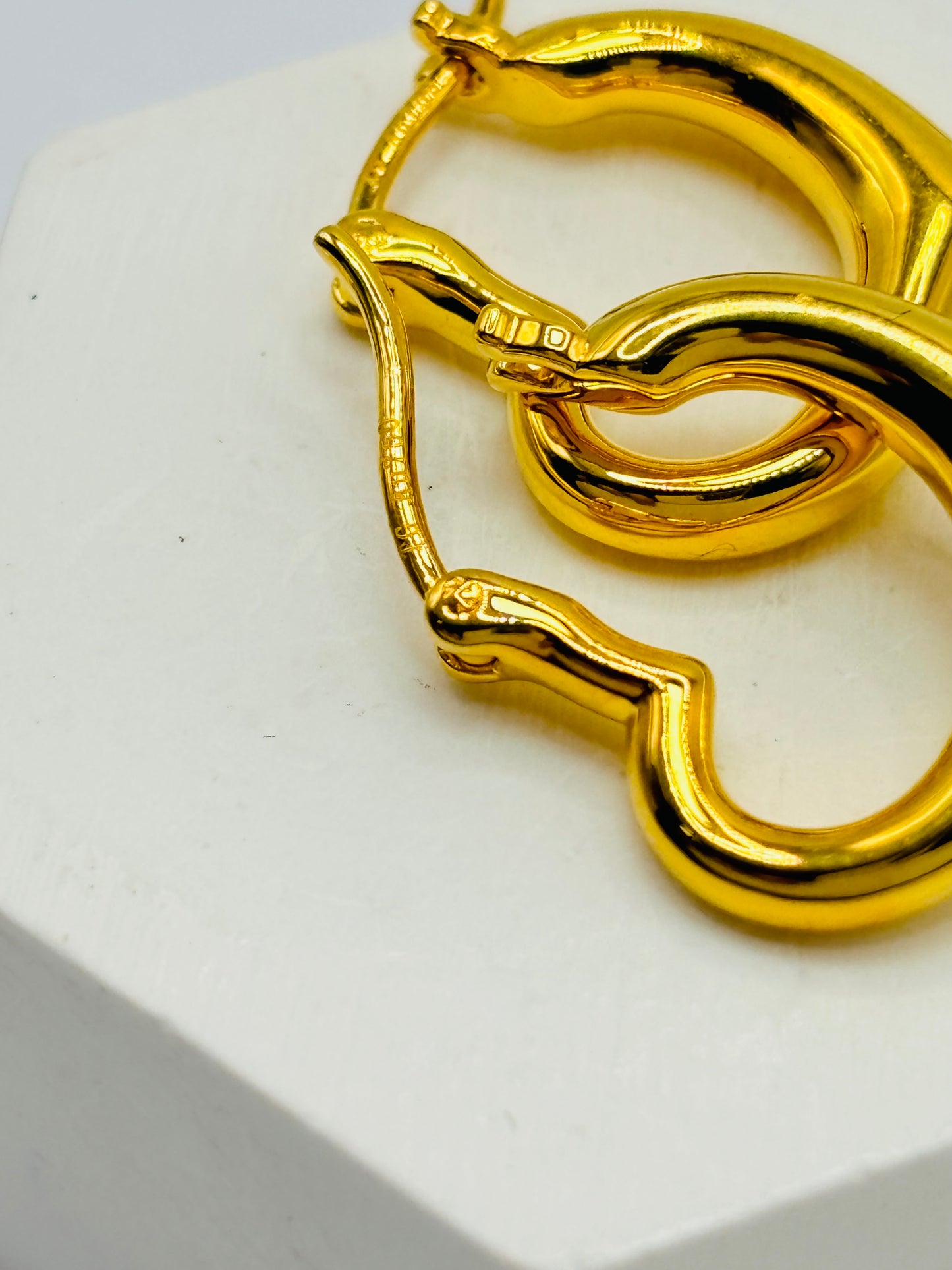 18K Gold Heart Loop Earrings (Electroform)