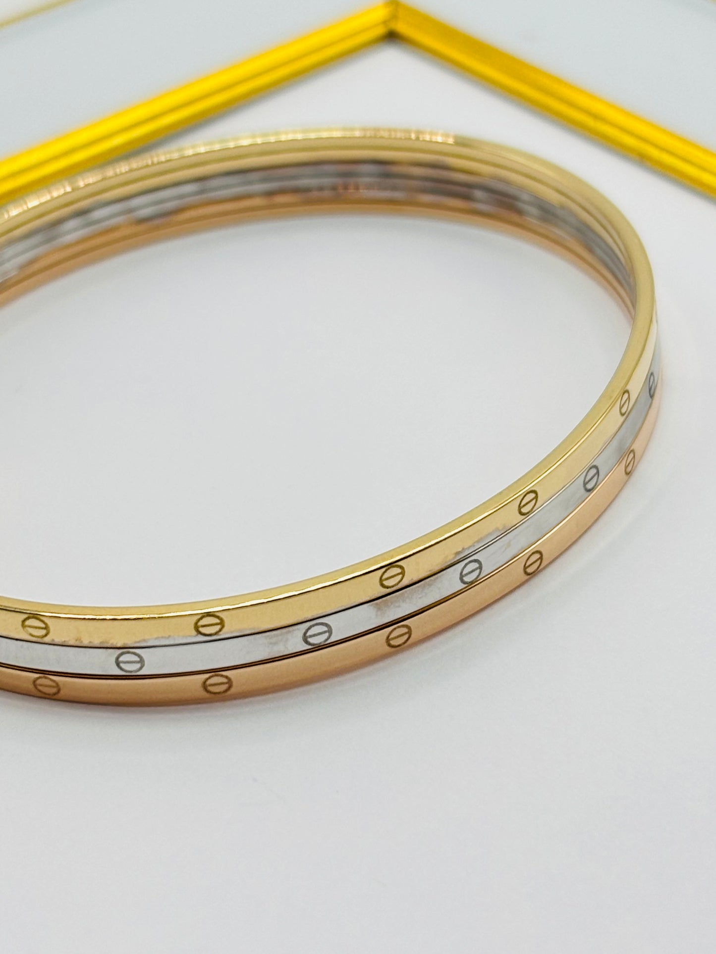 K18 Japan Gold Tri-color Clip Bangle (Please Read the Description)