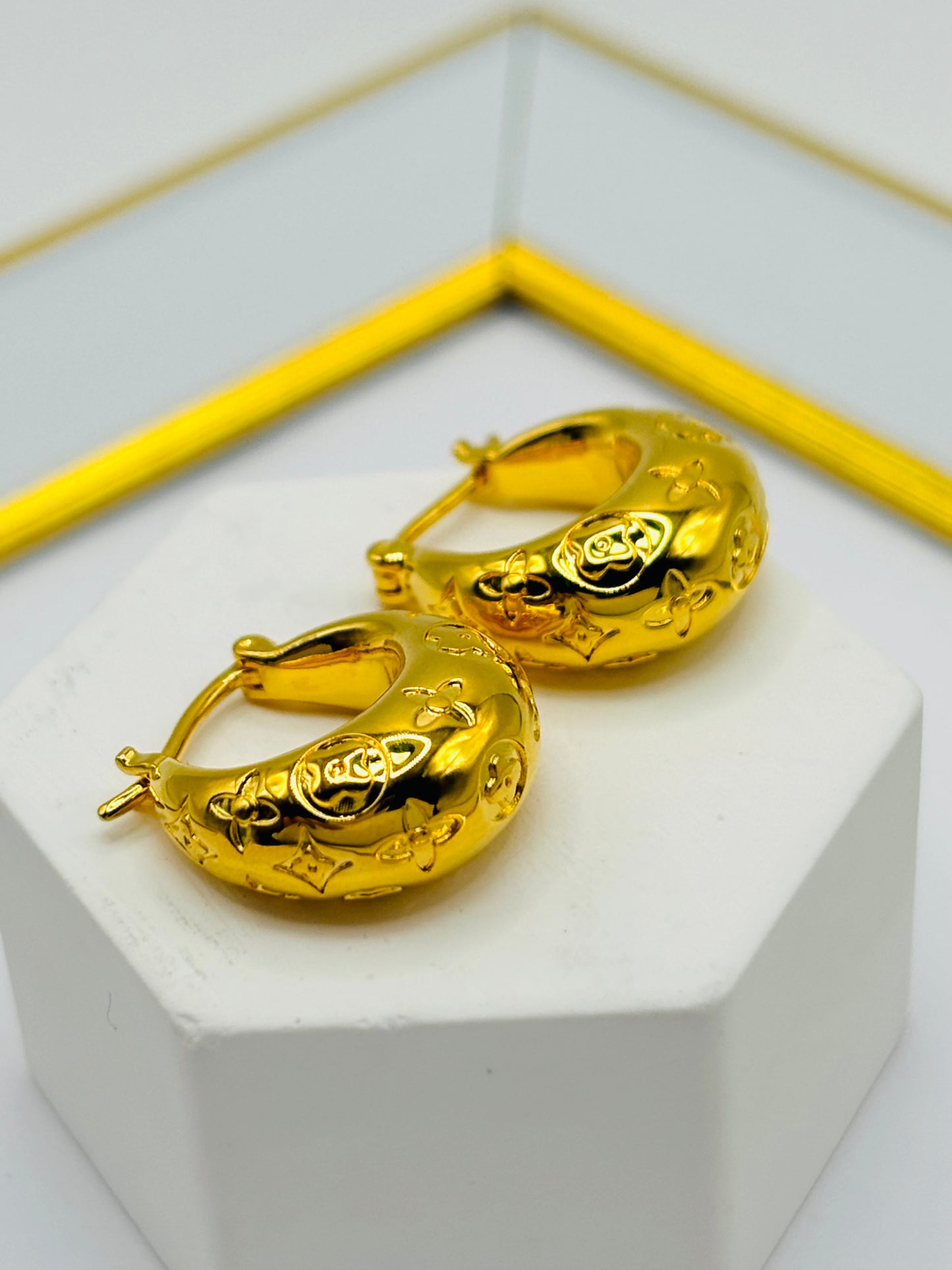 18K Gold Pattern Loop Earrings (Electroform)