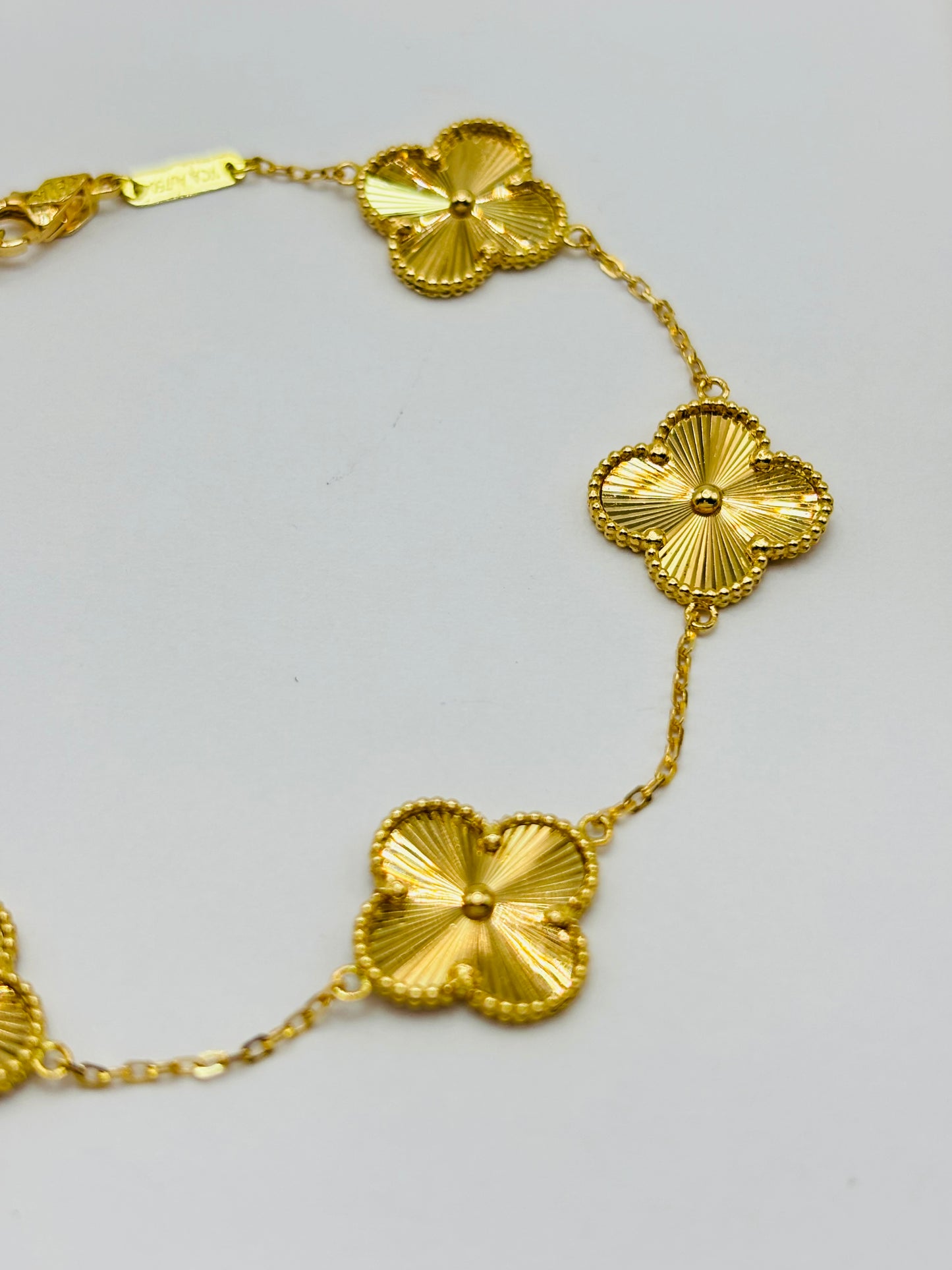 18K Gold 5 Clover Bracelet 15mm