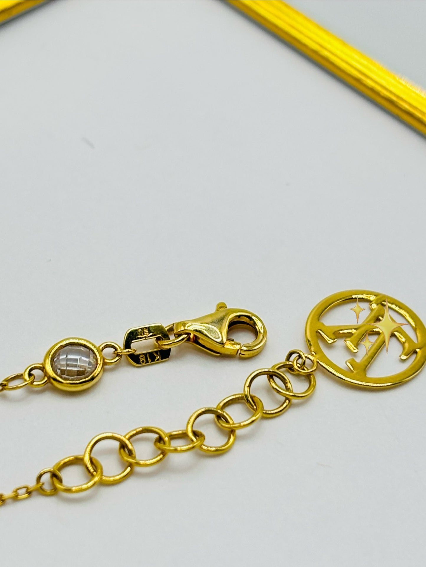 K18 Japan Gold Charm Bracelet