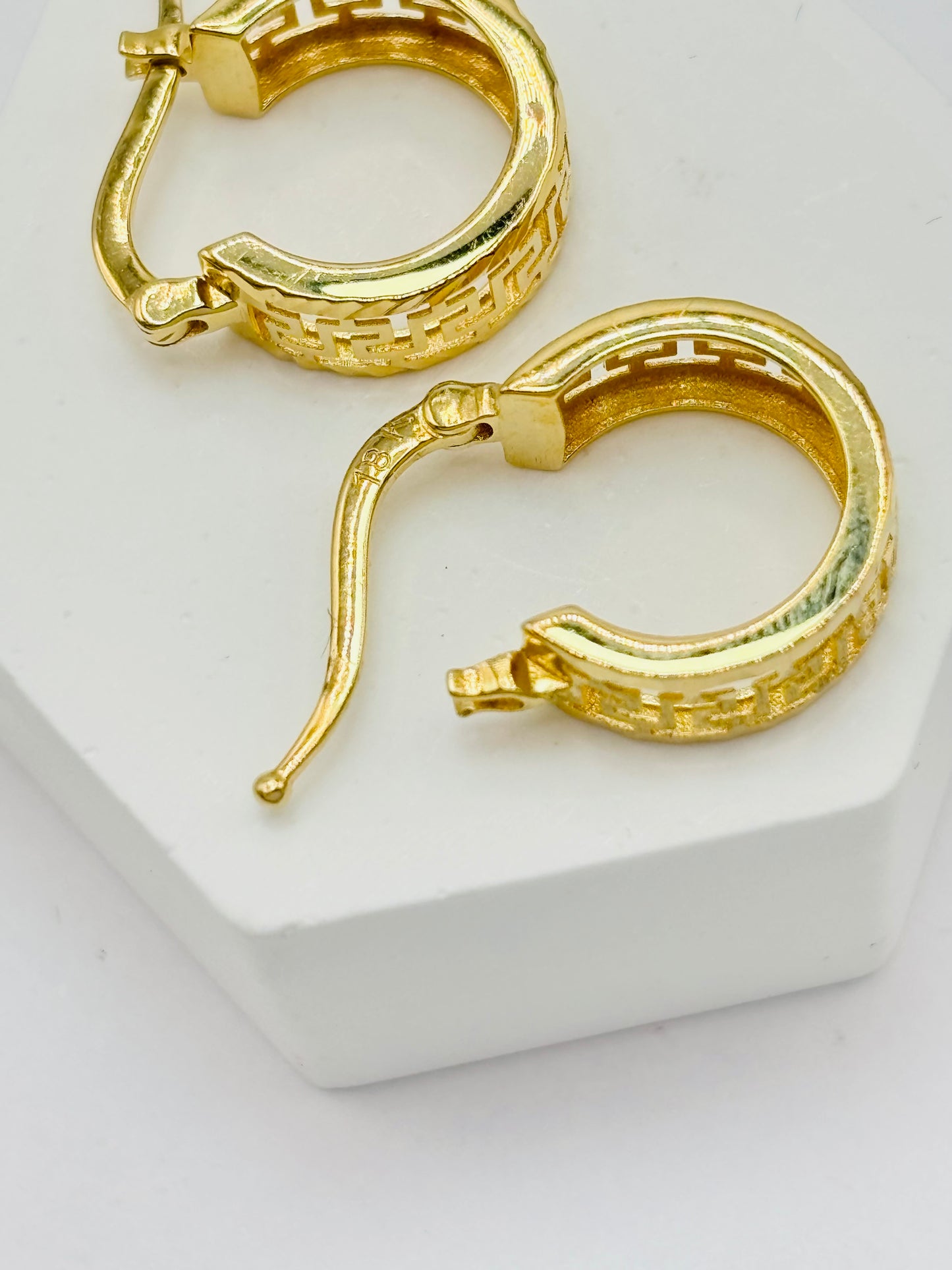 18K Gold Small Loop Earrings