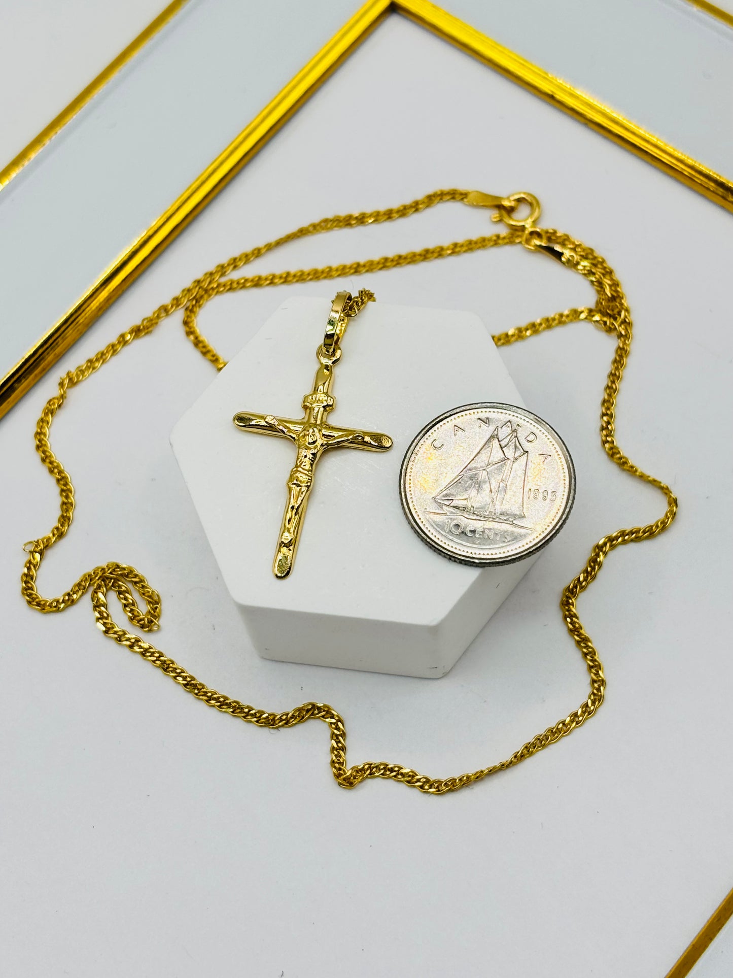 18K Gold Cross Necklace