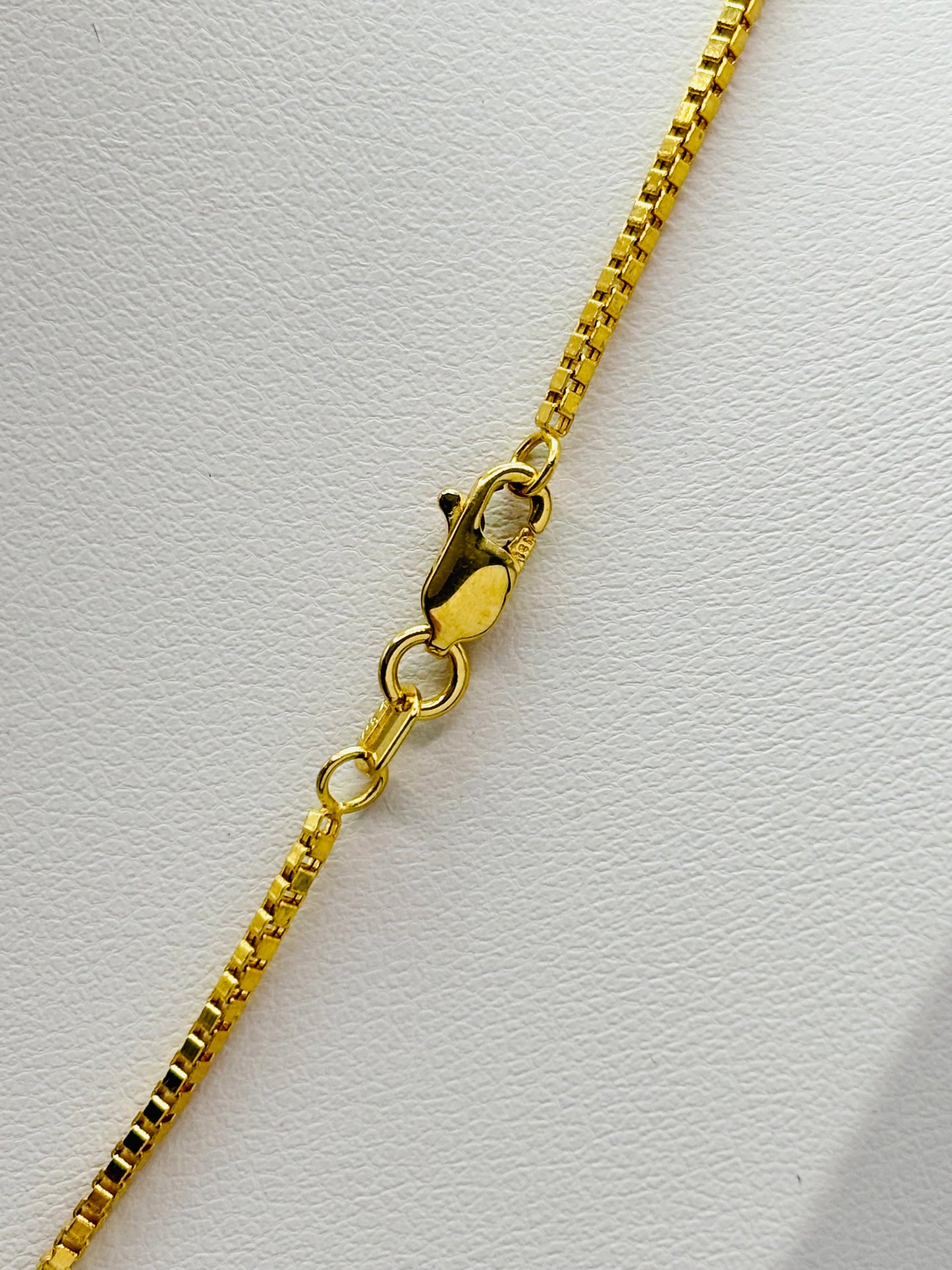 18K Gold Favahar Necklace