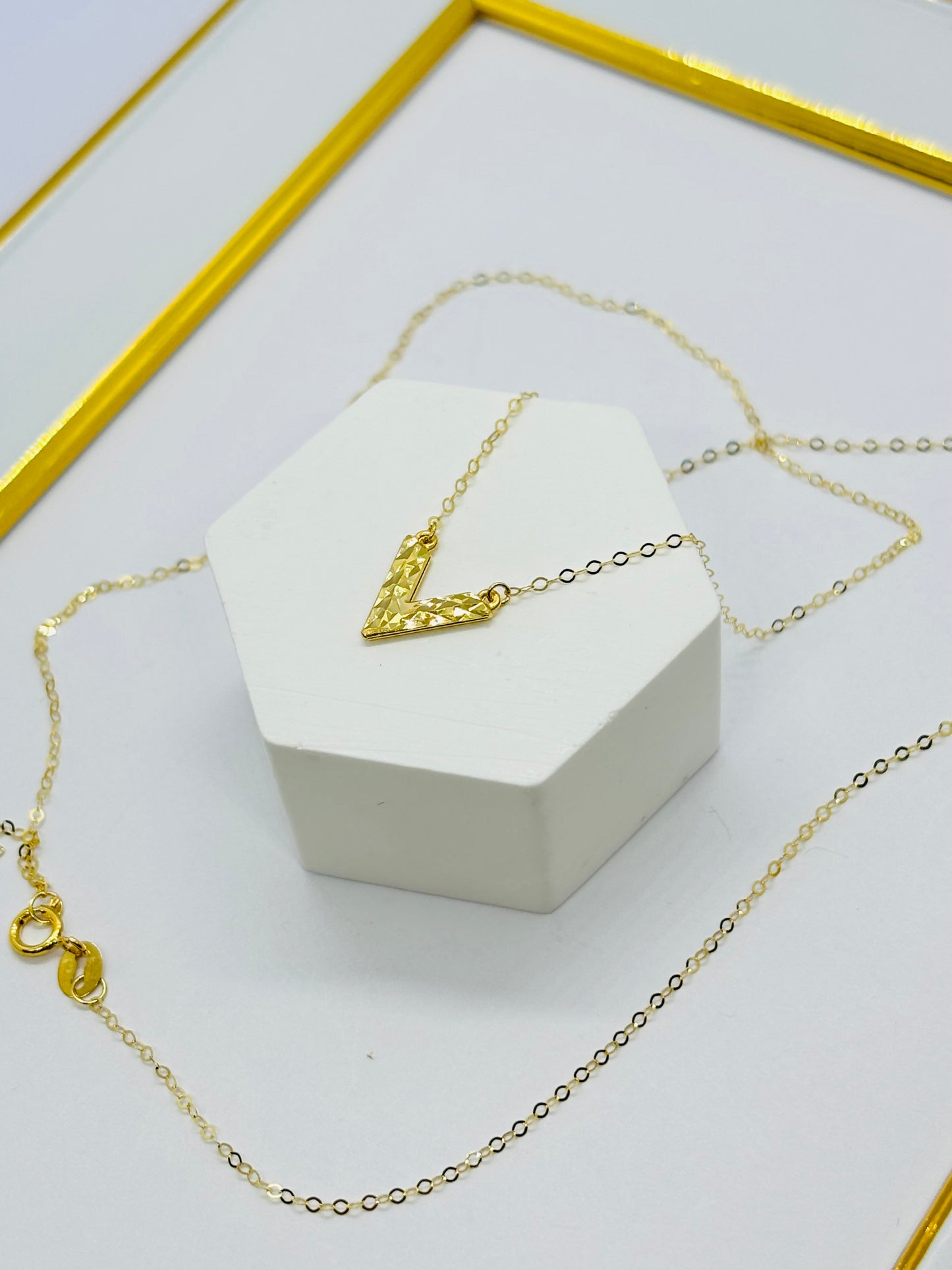 18K Gold V Attached Necklace