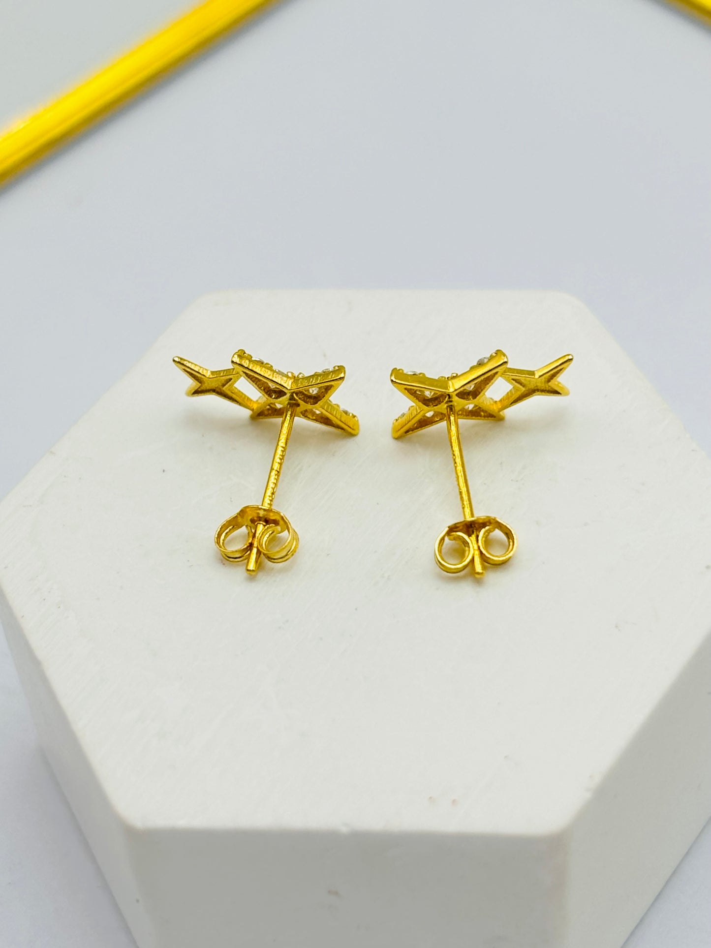 18K Gold Moissanite Diamond Star Earrings