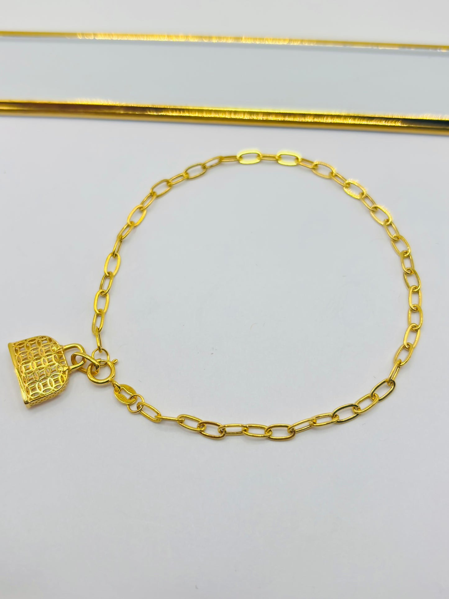 18K Gold Small Link Paperclip Bracelet with Money Catcher Bag Charm Set