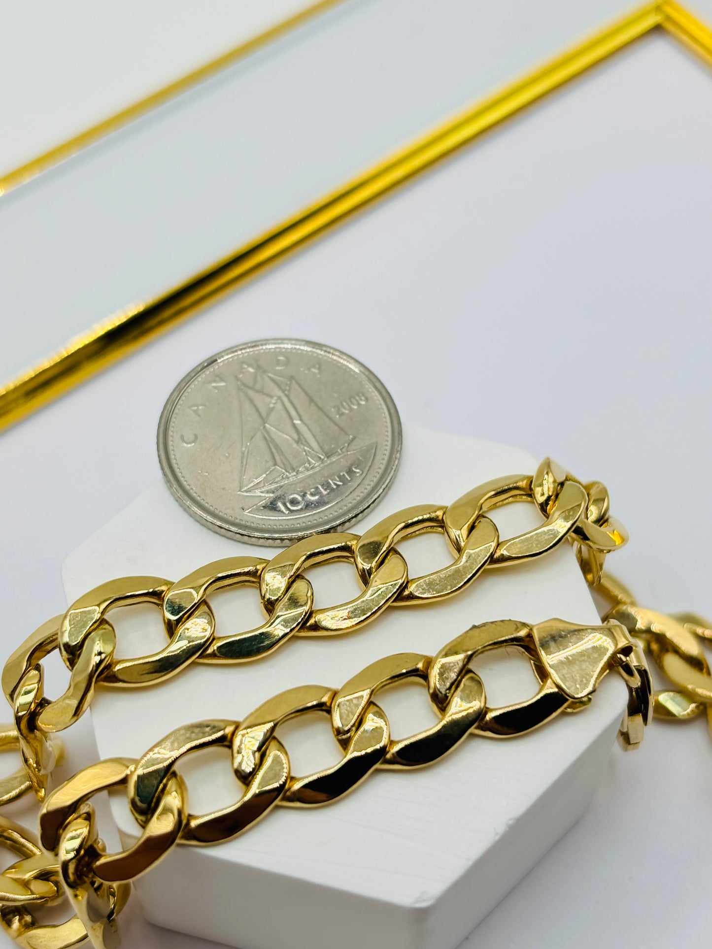 18K Gold Curb Bracelet