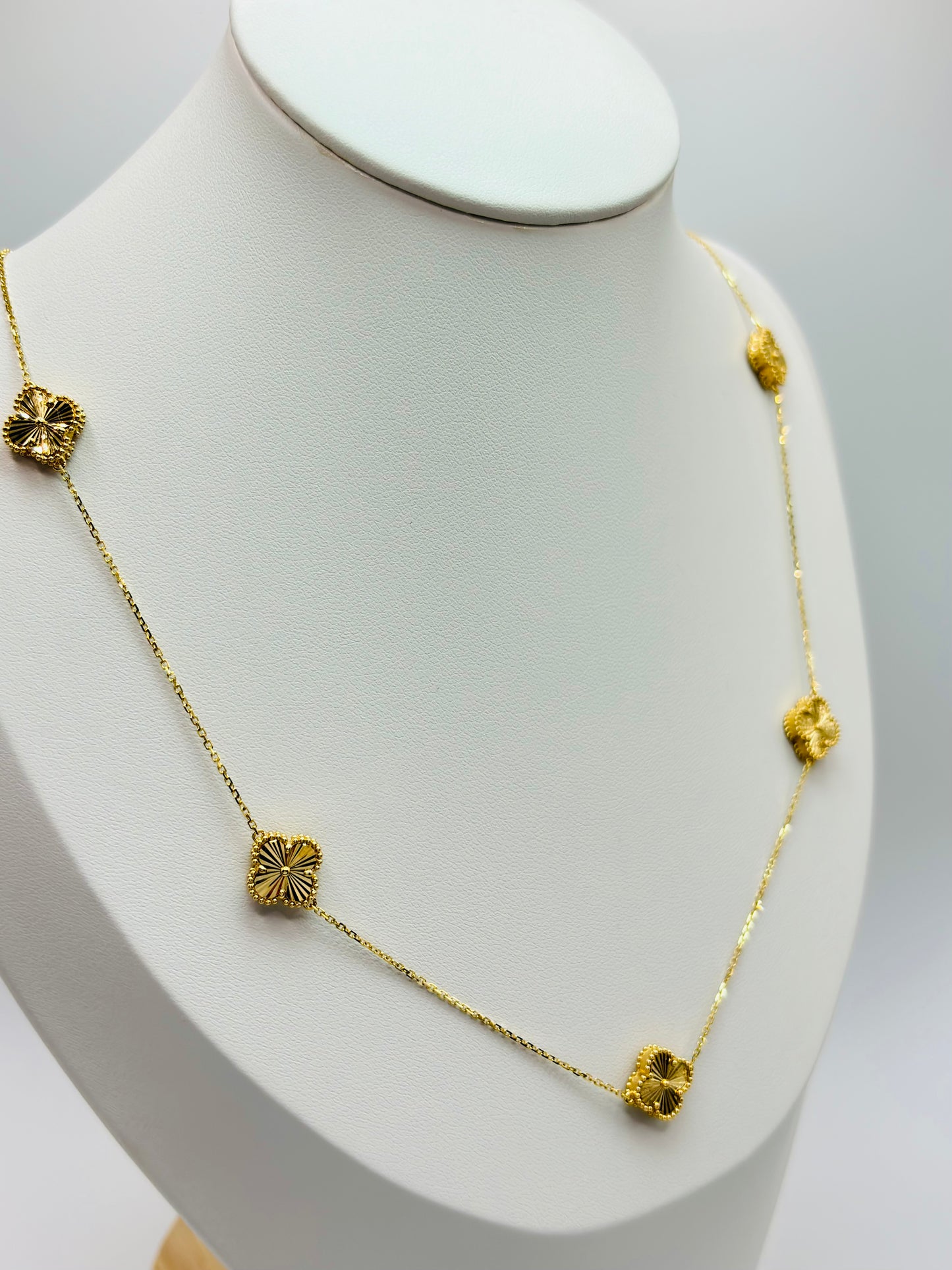 18K Gold 5 Clover Necklace
