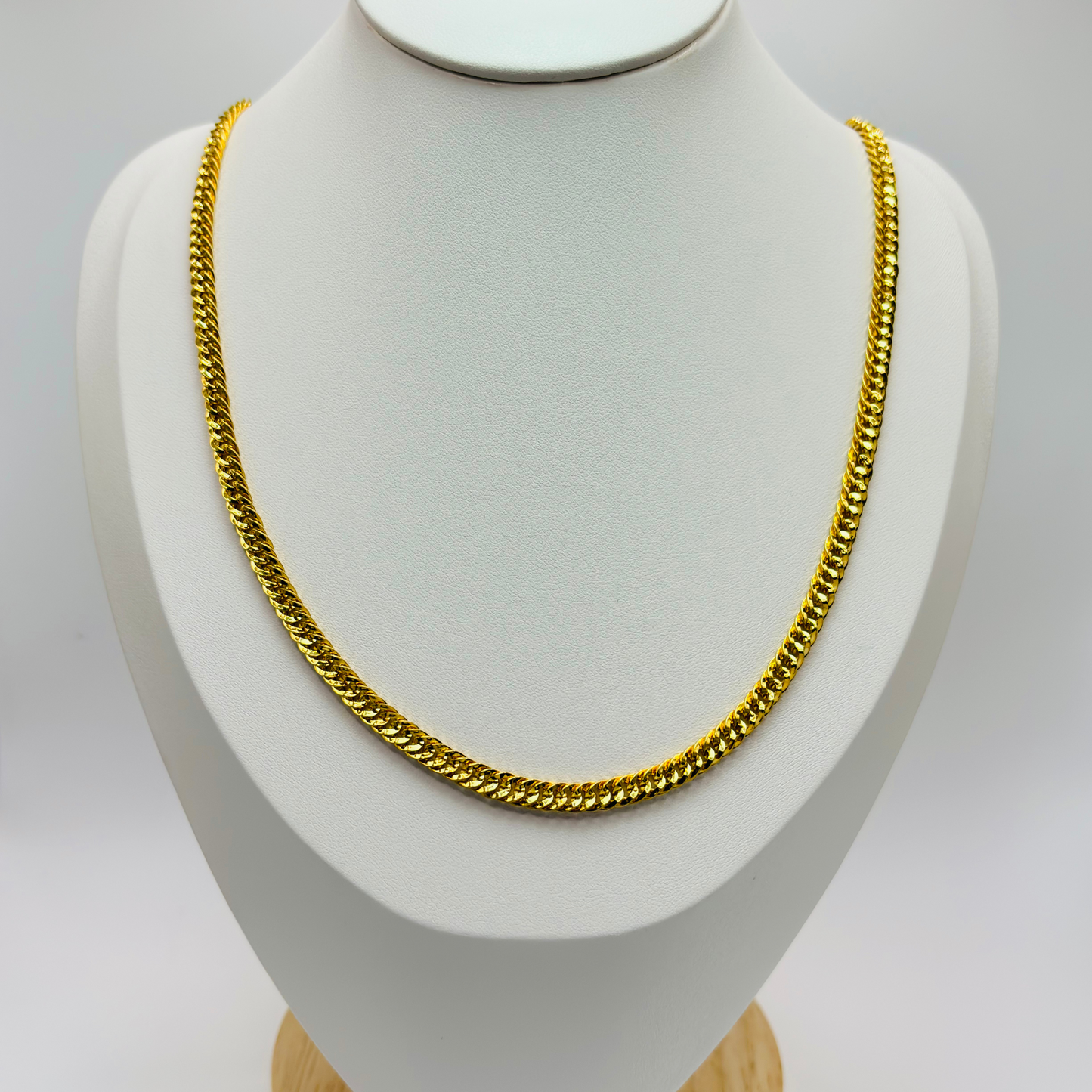 K18 Japan Gold Triple Lock Chain 4.8mm