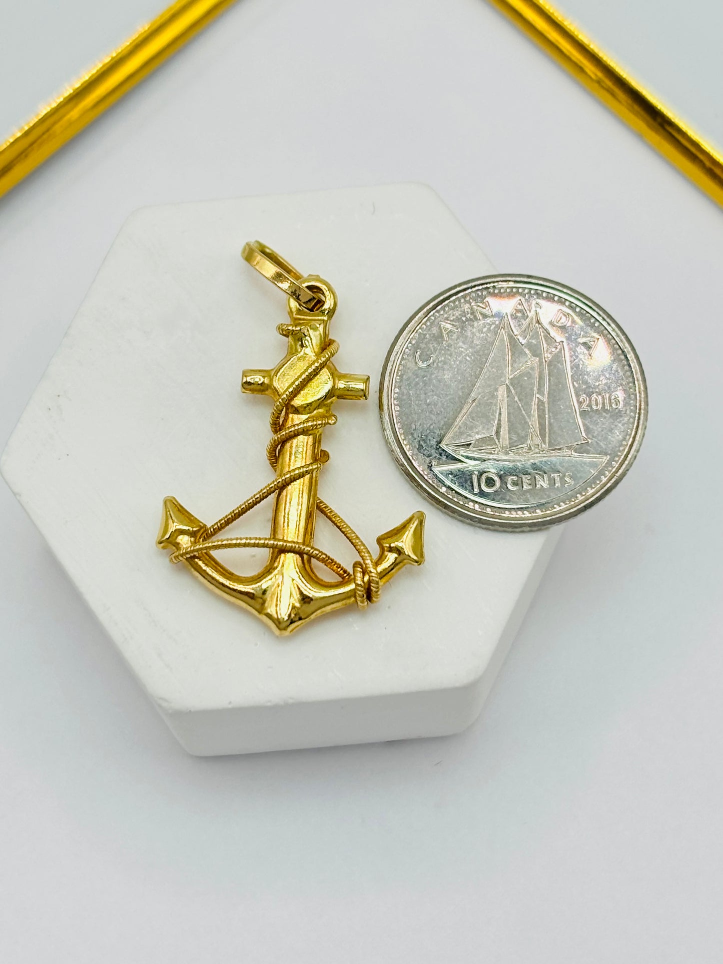 K18 Japan Gold Anchor Pendant