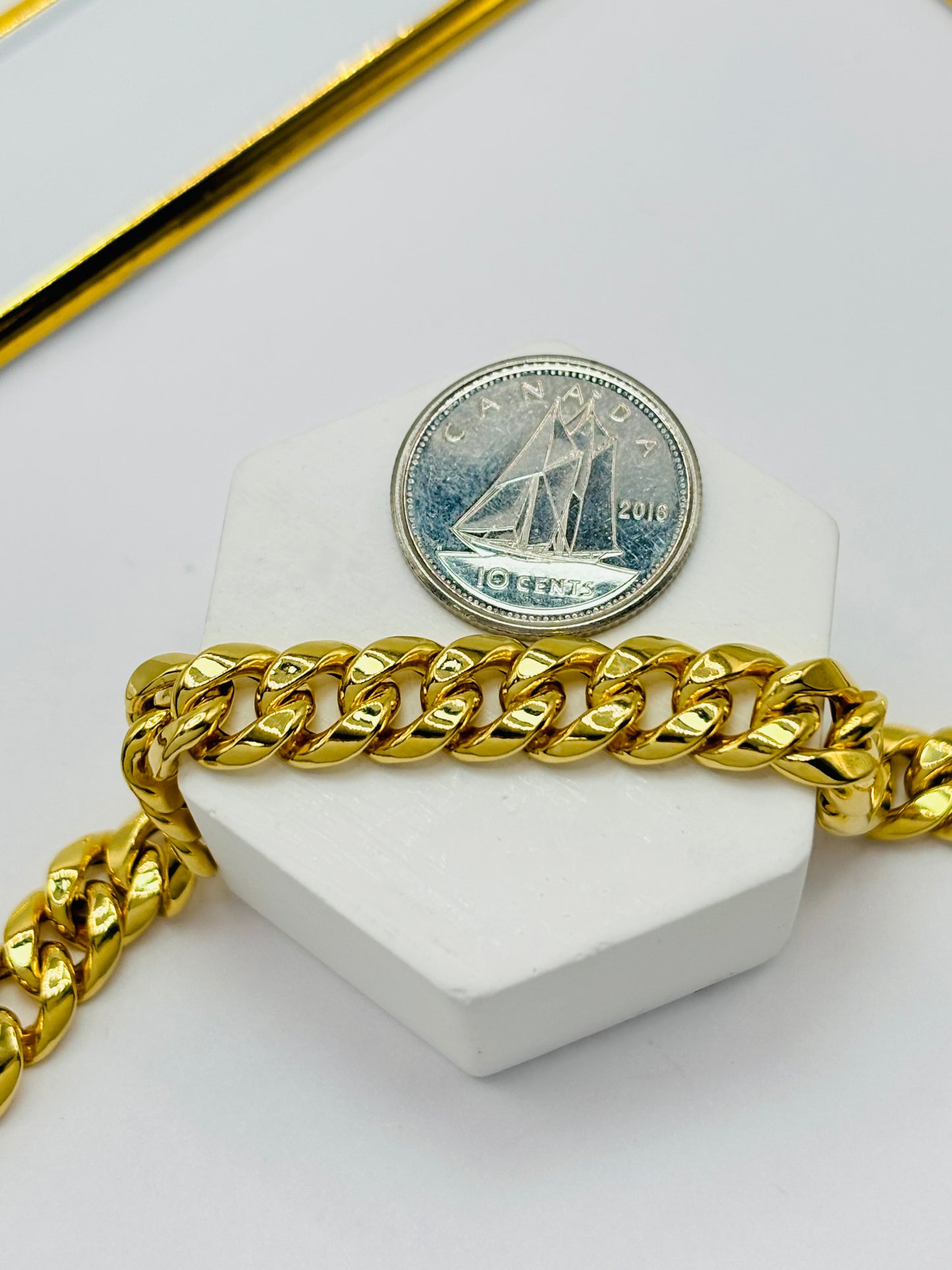 K18 Japan Gold Bracelet 7.4mm
