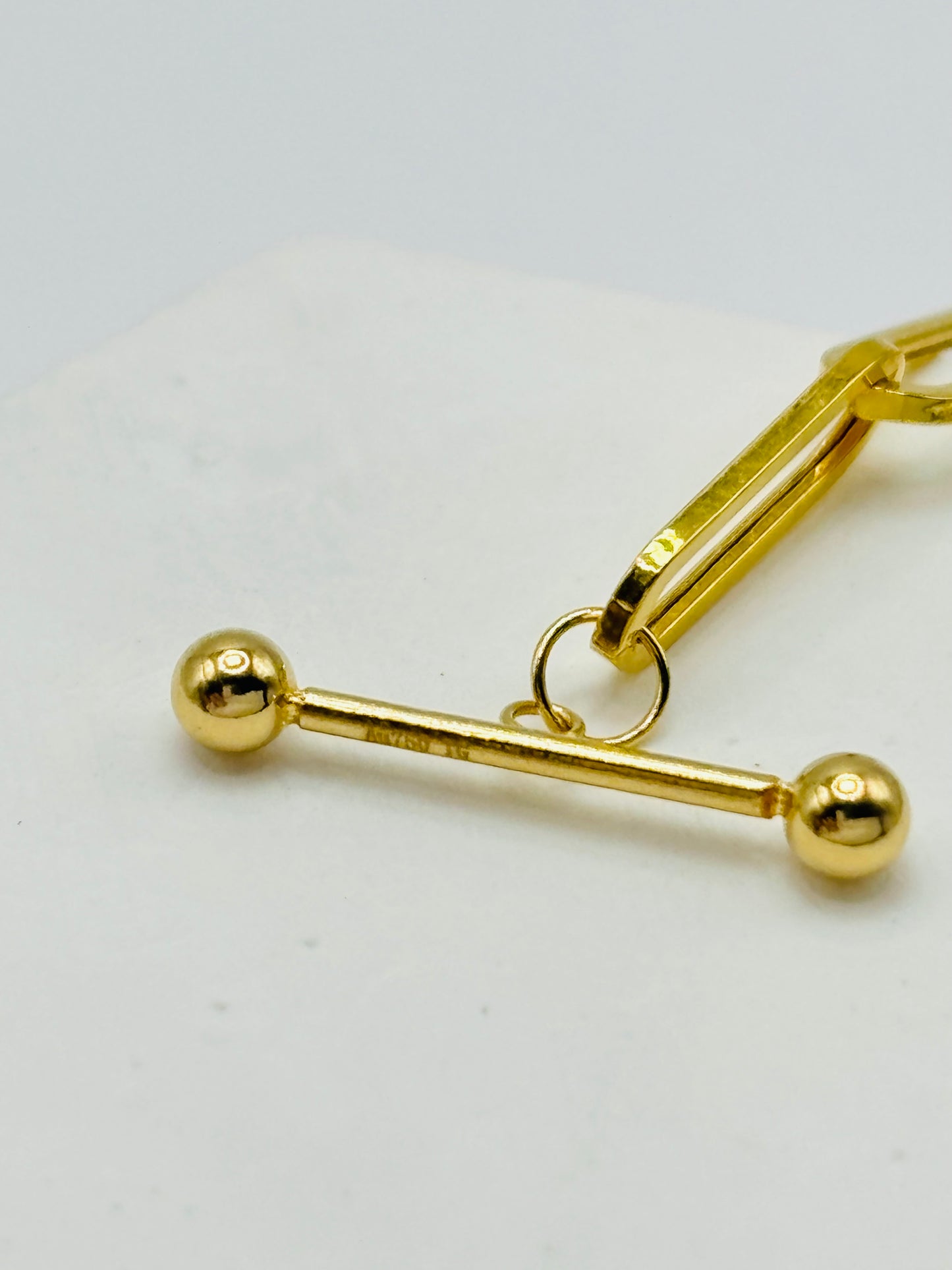 18K Gold Paperclip T-Lock Necklace