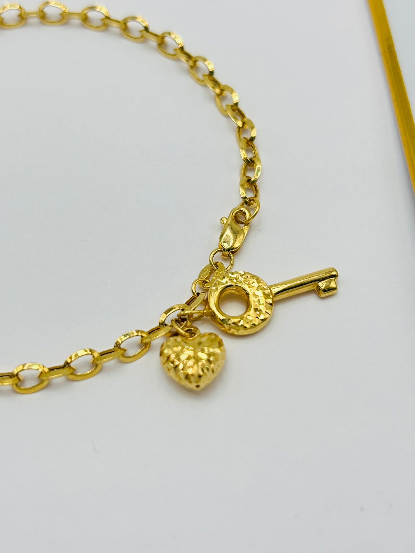 18K Gold with Heart & key Charm Bracelet