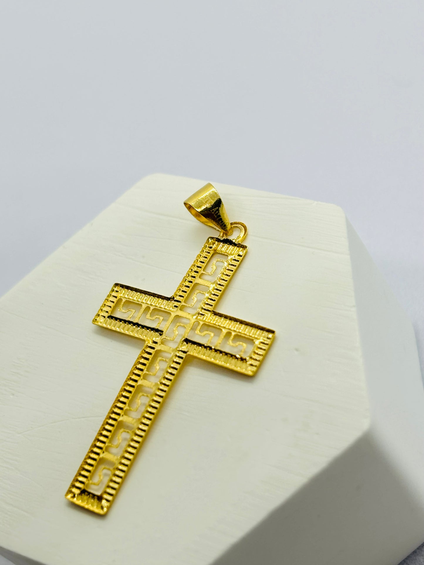18K Gold Cross Pendant