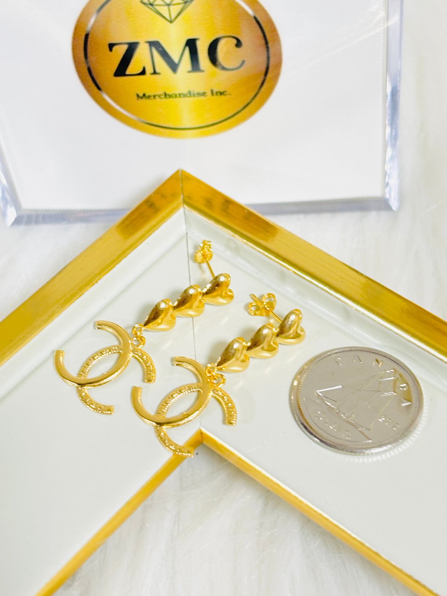 18K Gold Heart Dangling