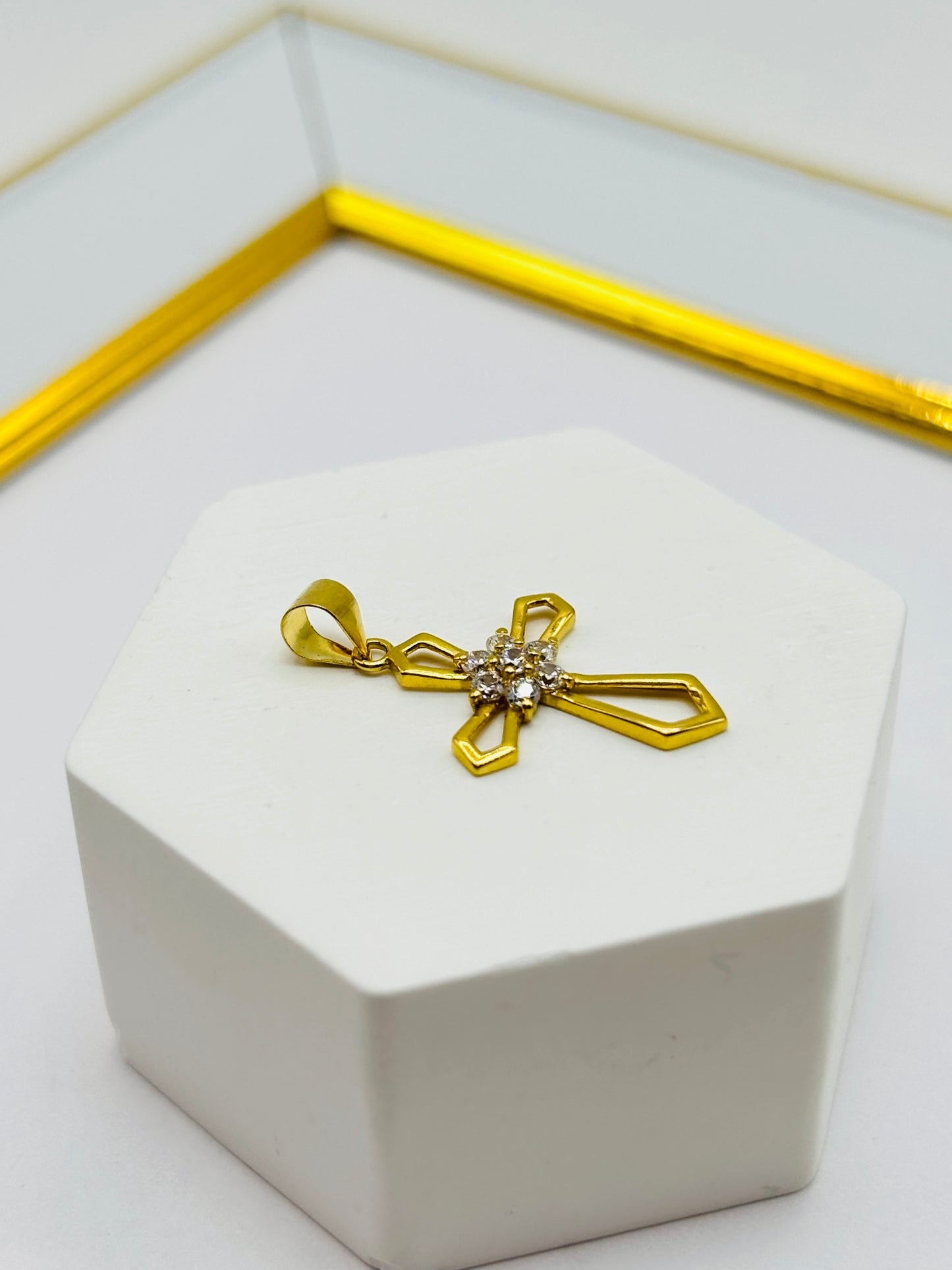 18K Gold Cross Rositas Pendant