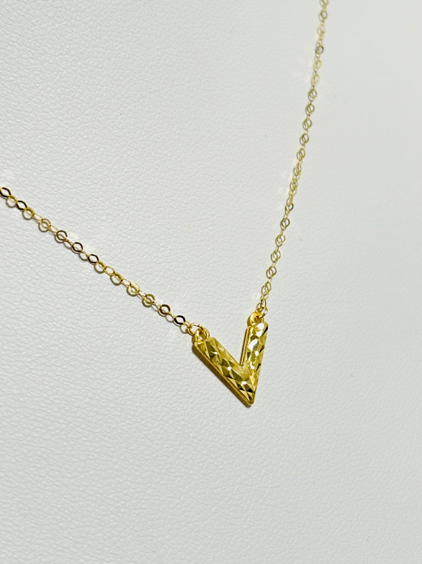 18K Gold V Attached Necklace