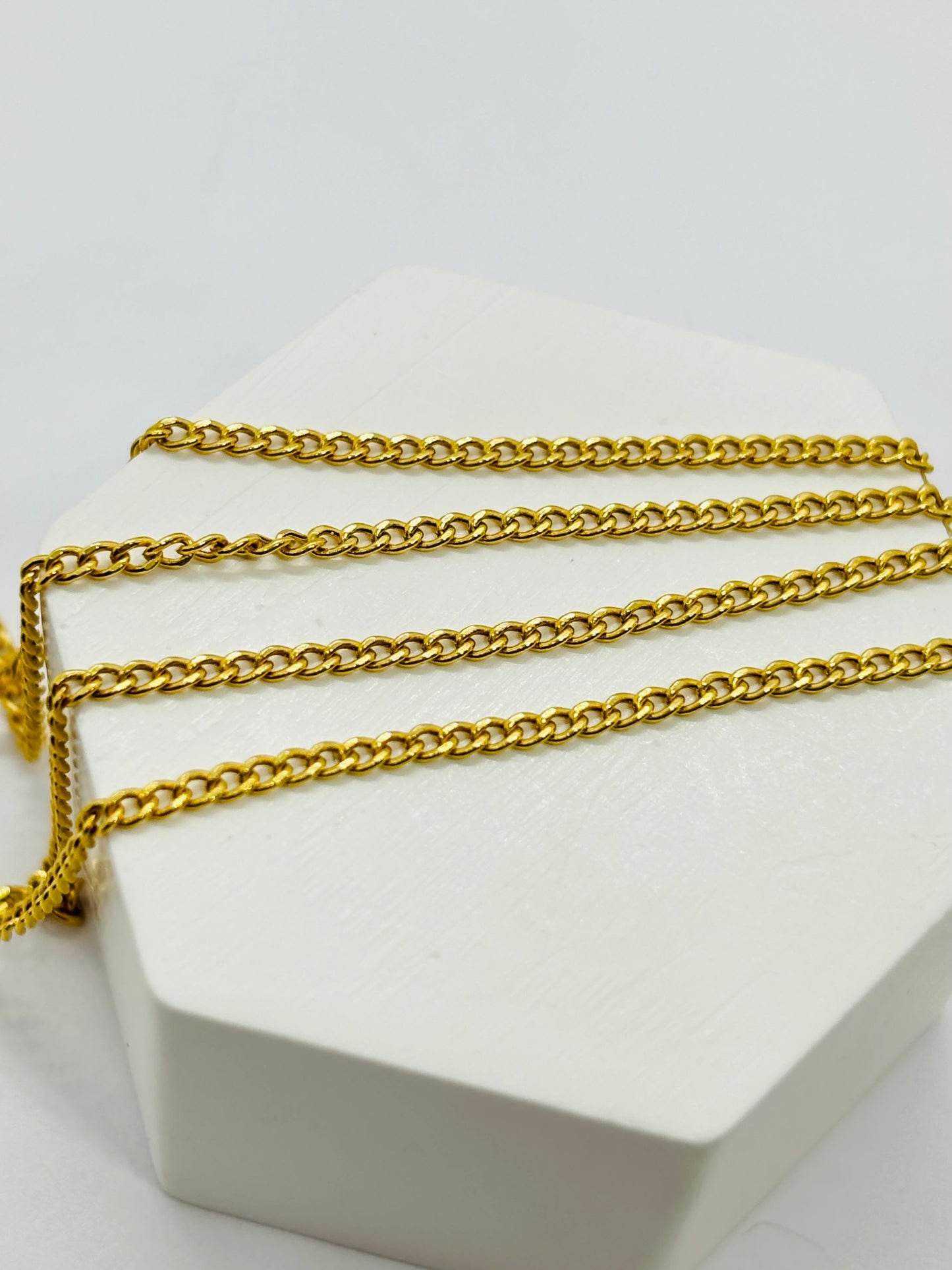 18K Gold Curb Chain