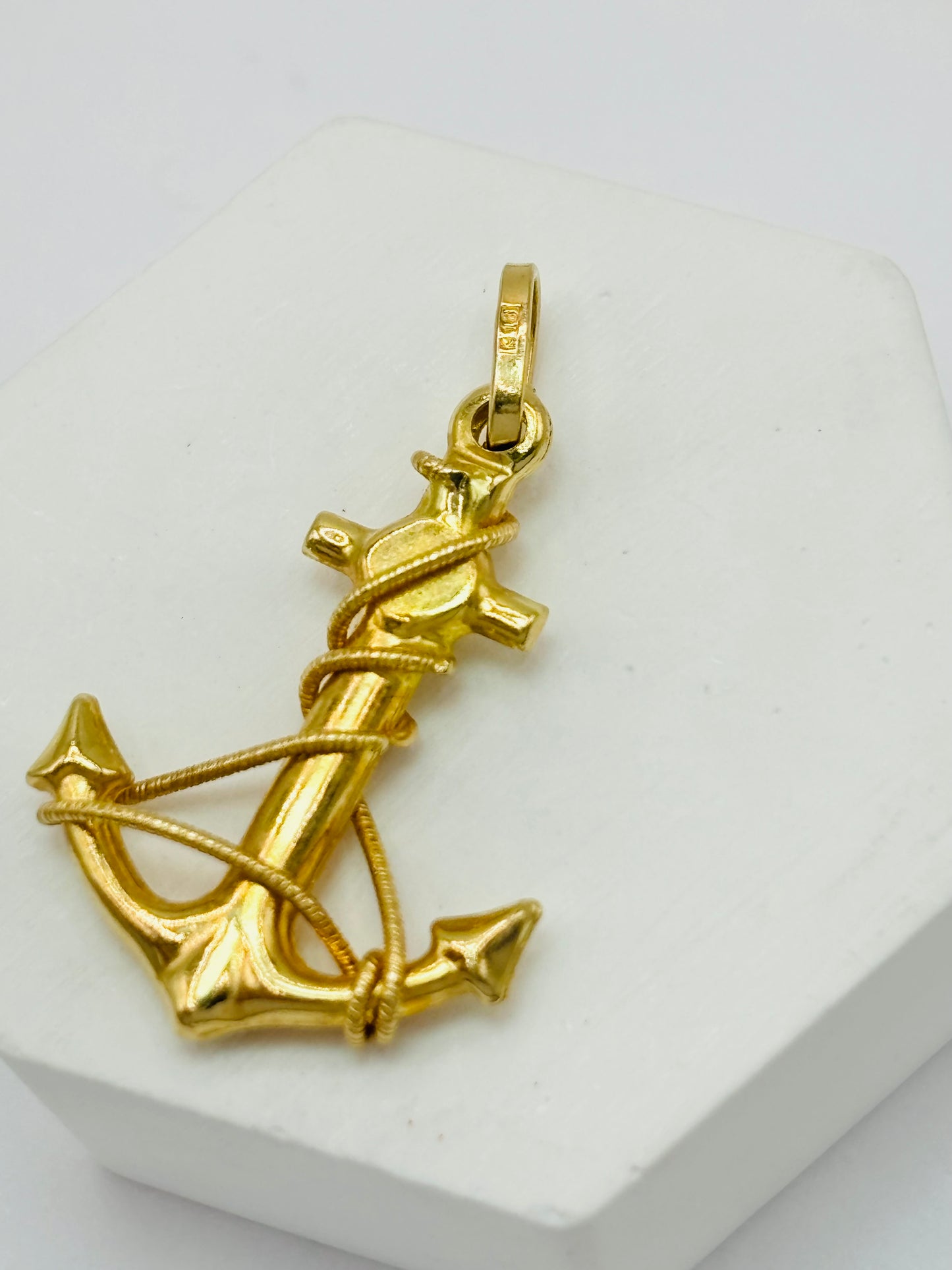 K18 Japan Gold Anchor Pendant
