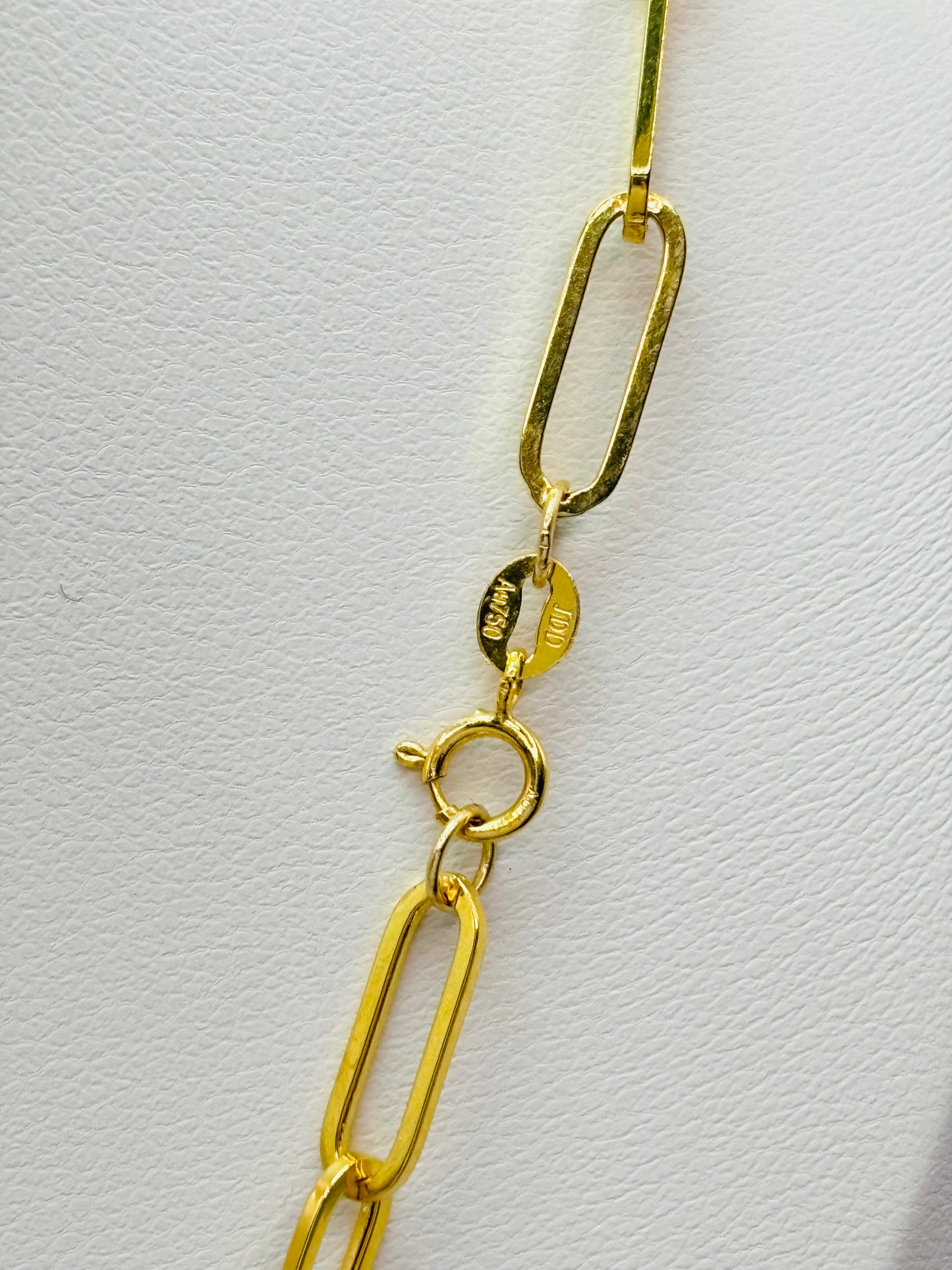 18K Gold Paperclip Interlock Necklace