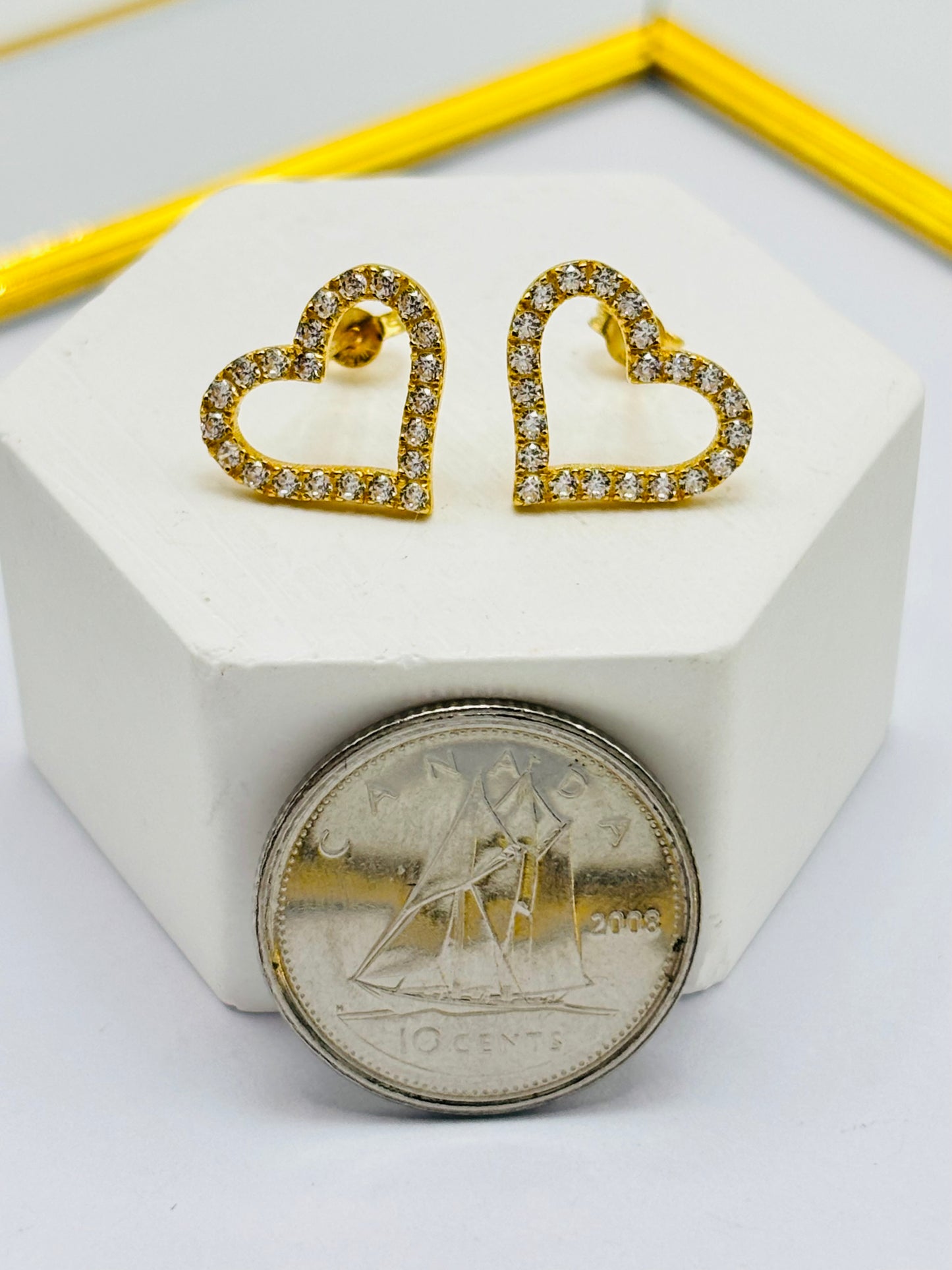 18K Gold Heart Stone Earrings
