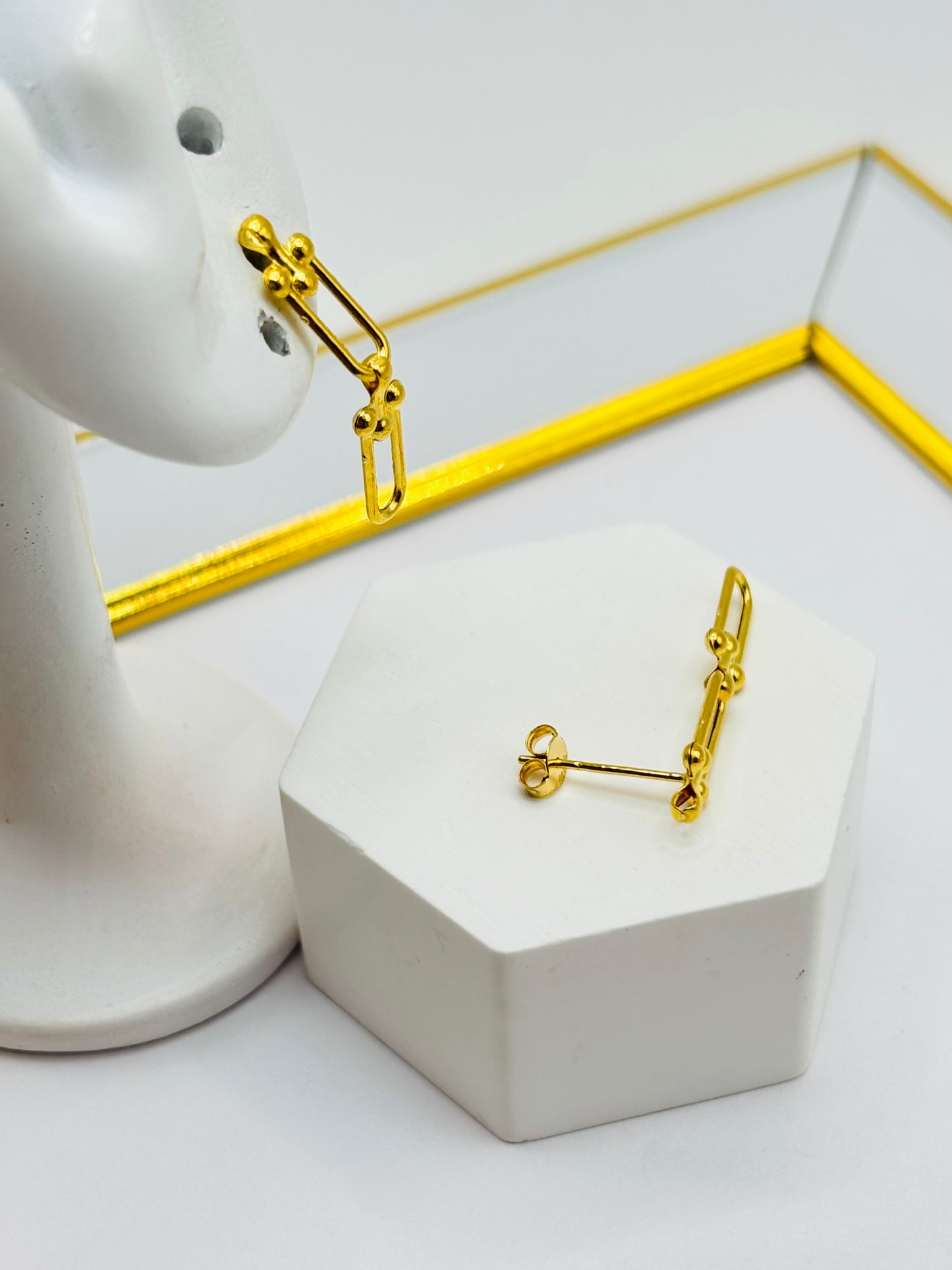 18K Gold Flat hardware Dangling Earrings