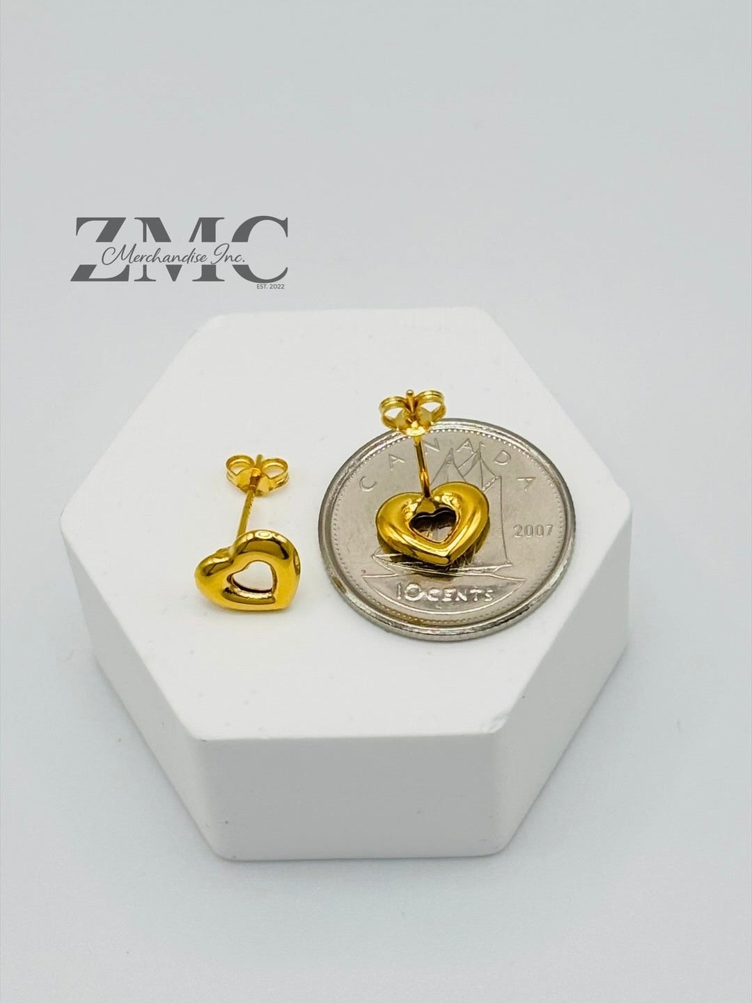 18K Gold Heart Earrings