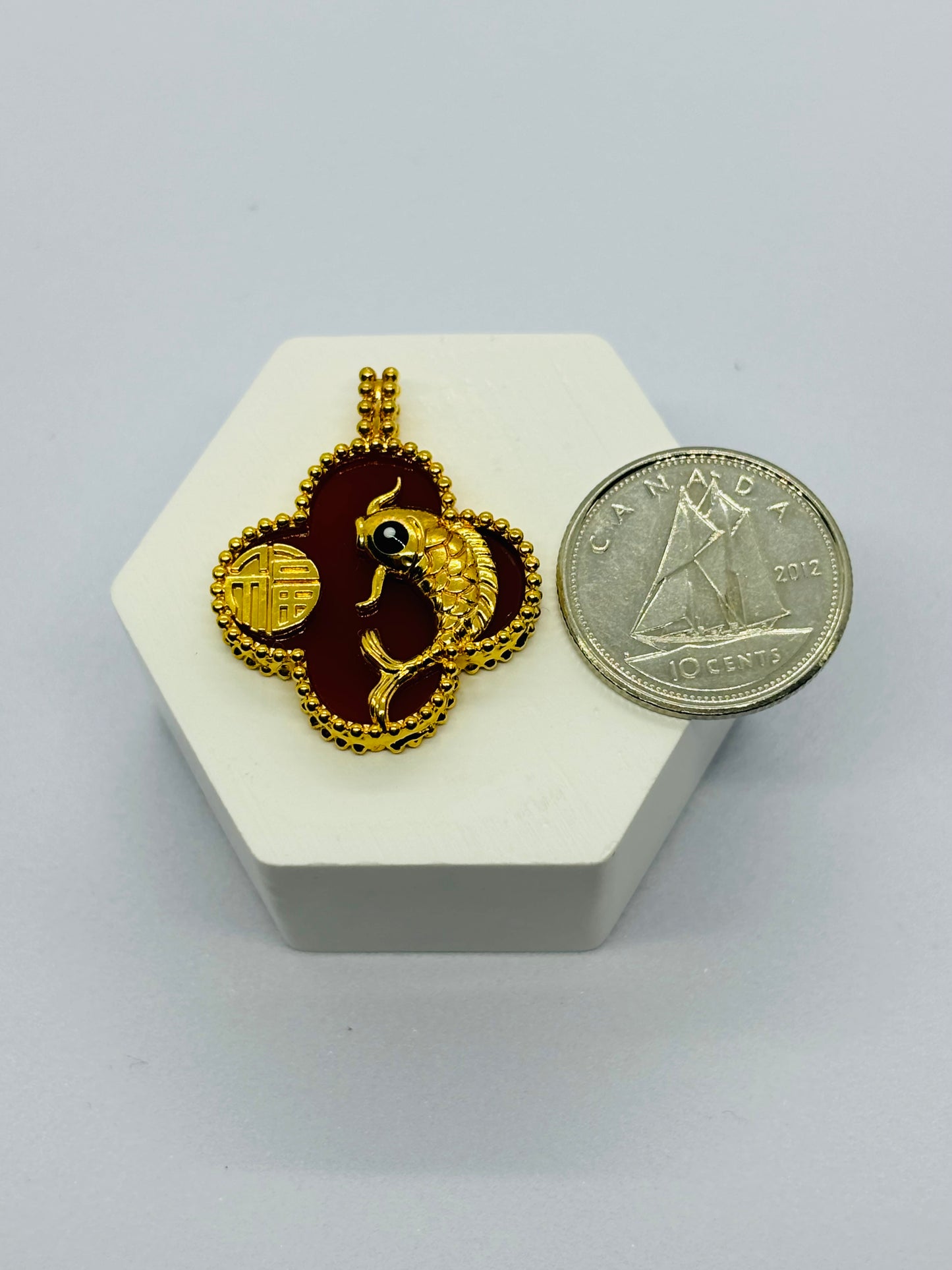 18K Gold Clover Koi Pendant Red (Hollow)