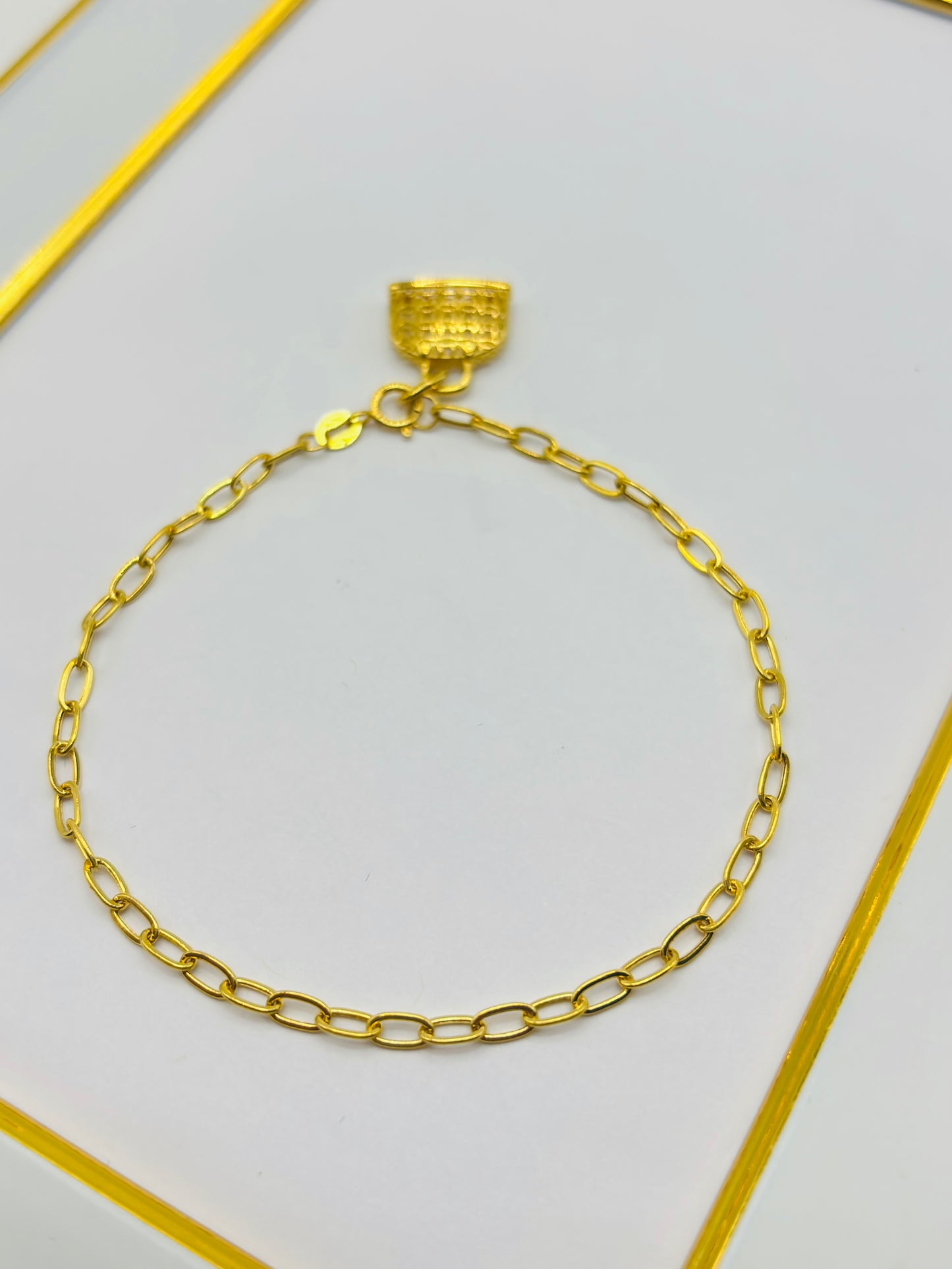18K Gold Small Link Paperclip Bracelet with Money Catcher Bag Charm Set