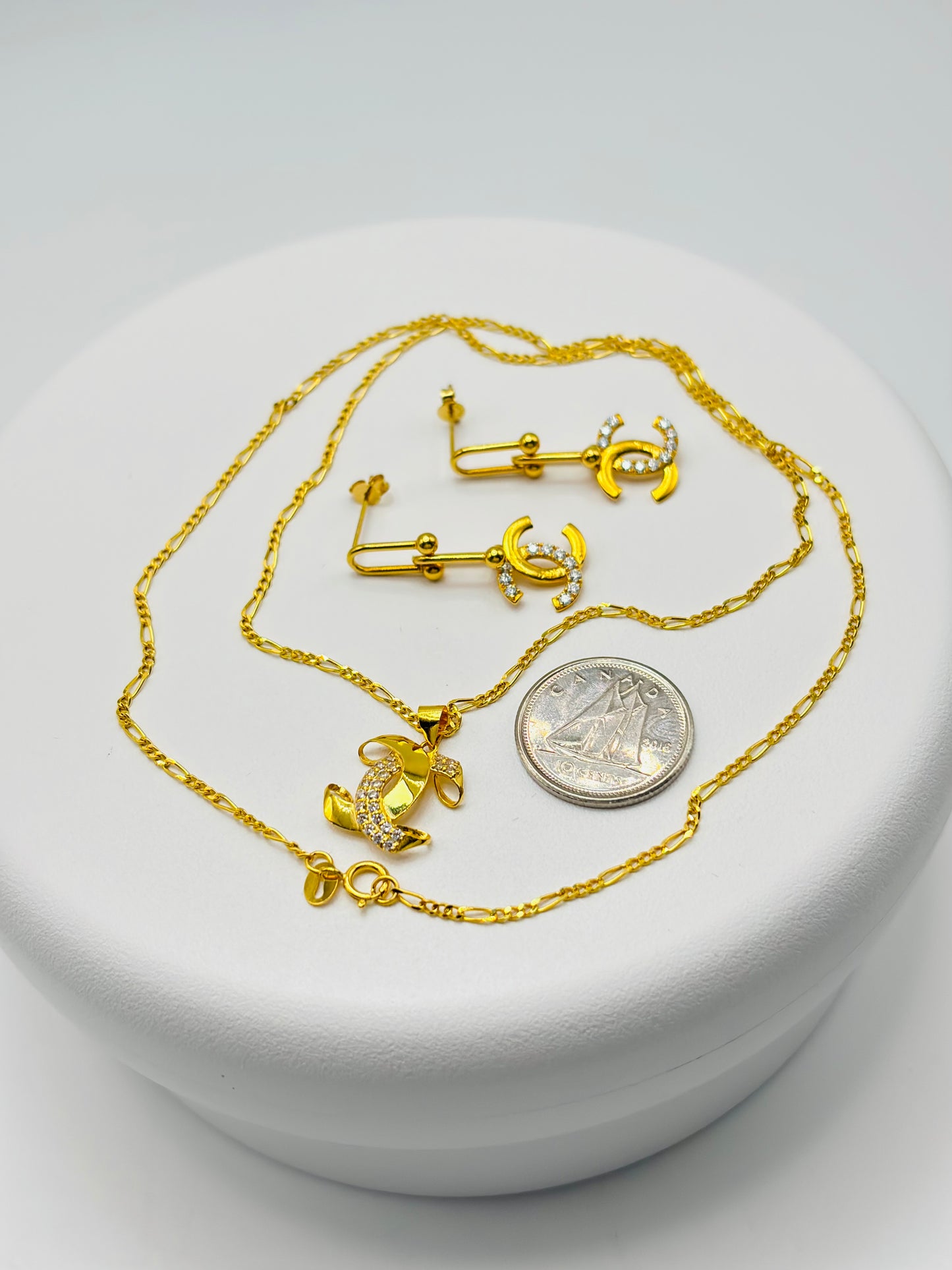 18K Gold Figaro Chain with Pendant and Earrings Set