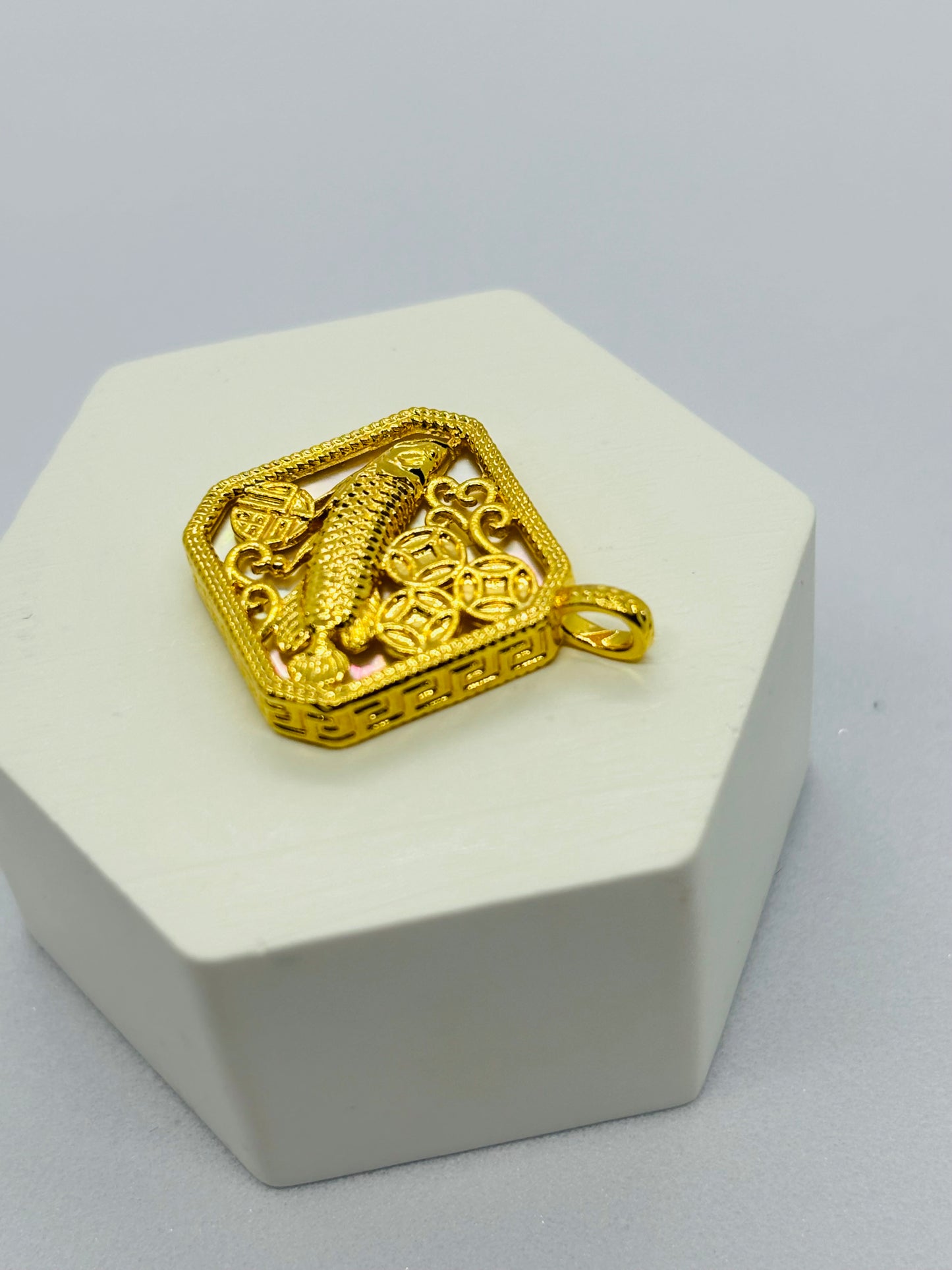 18K Gold Arowana Fish Pendant White (HOLLOW)