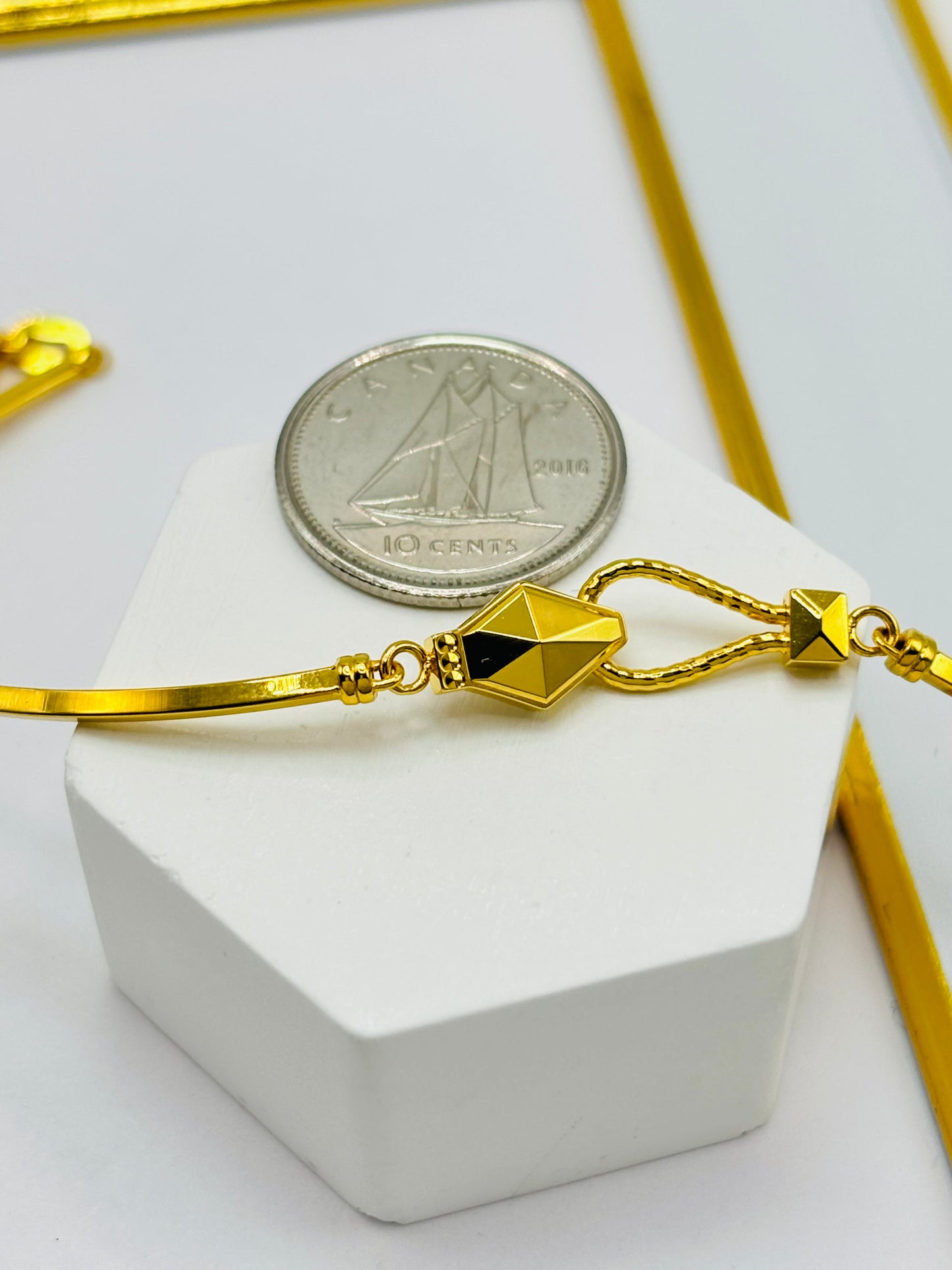 18K Gold Snake Bite Bangle Adjustable