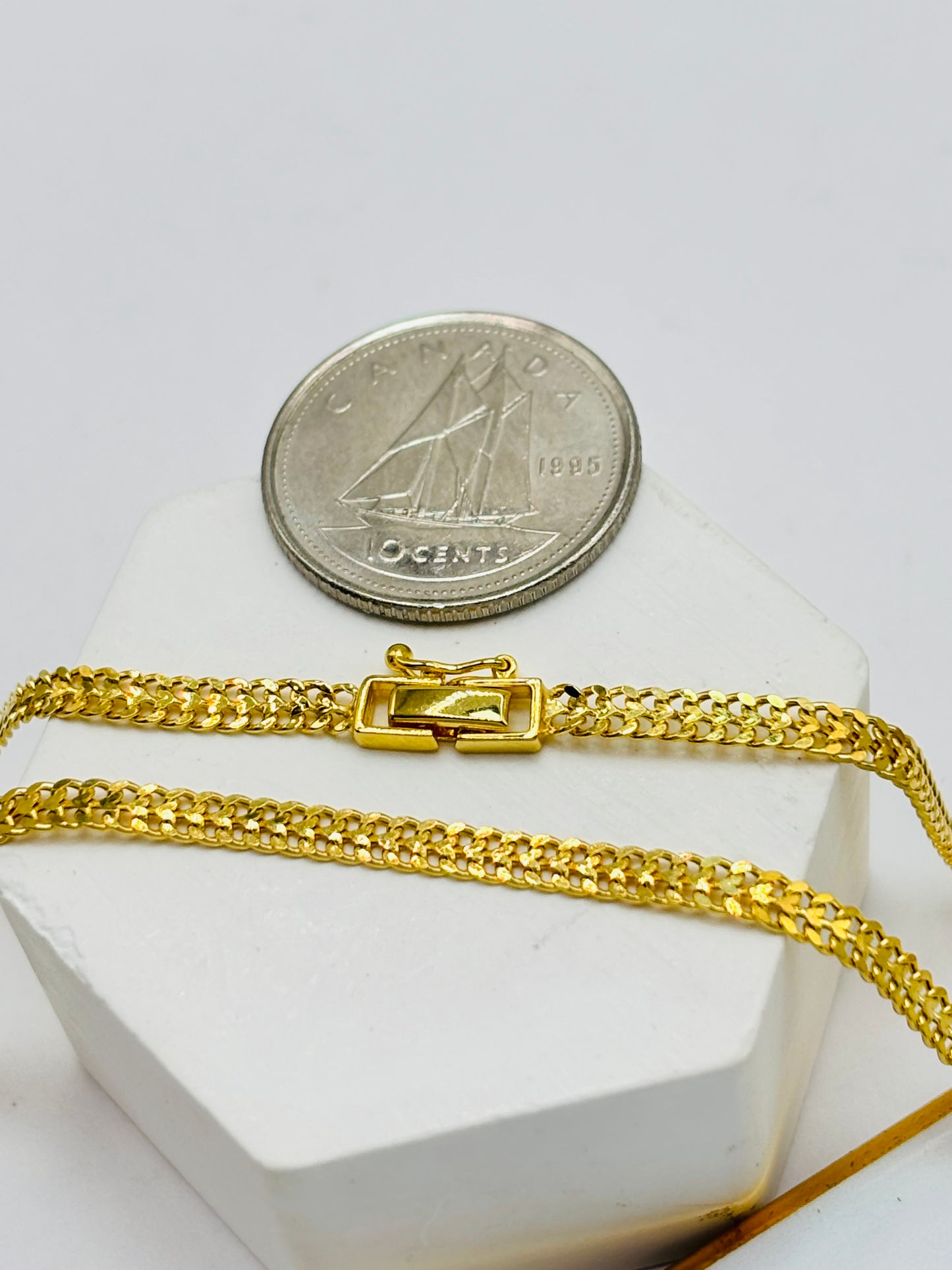 K18 Japan Gold Heartbiz Chain