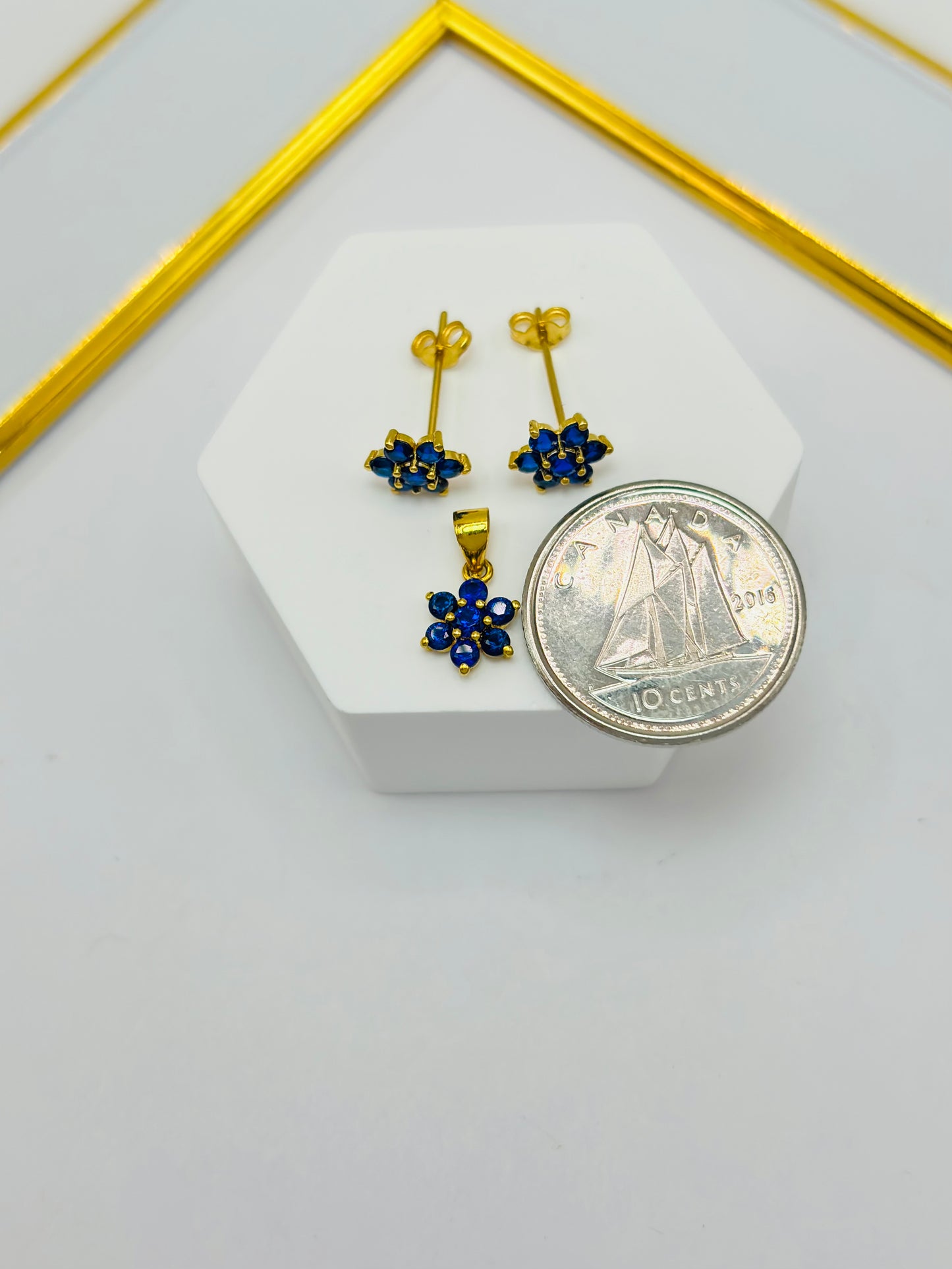18K Gold Flower Stone Earrings and Pendant Set (Blue)