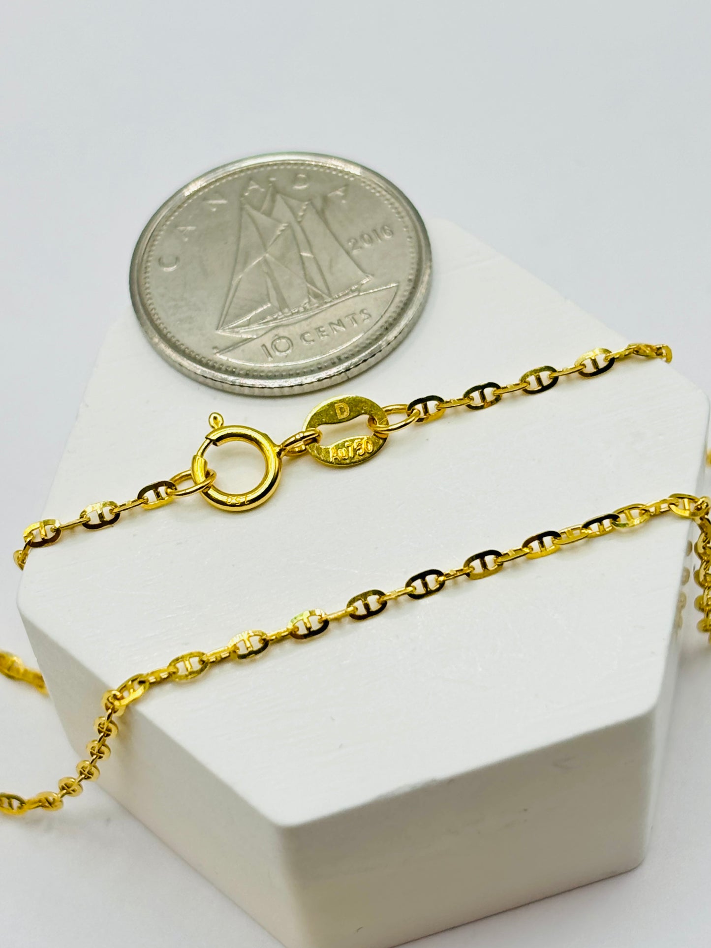 18K Gold GG Chain
