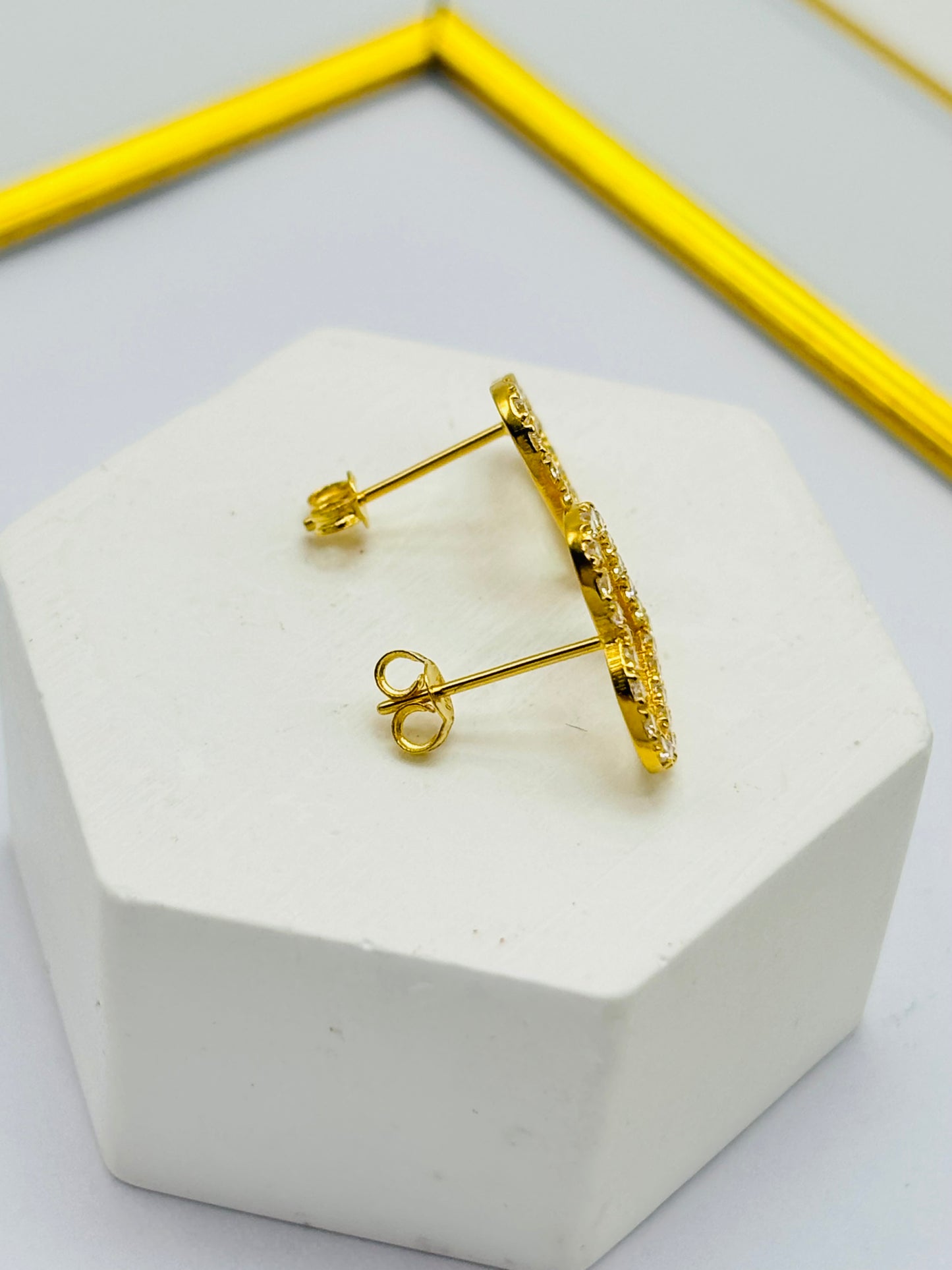 18K Gold Heart Stone Earrings