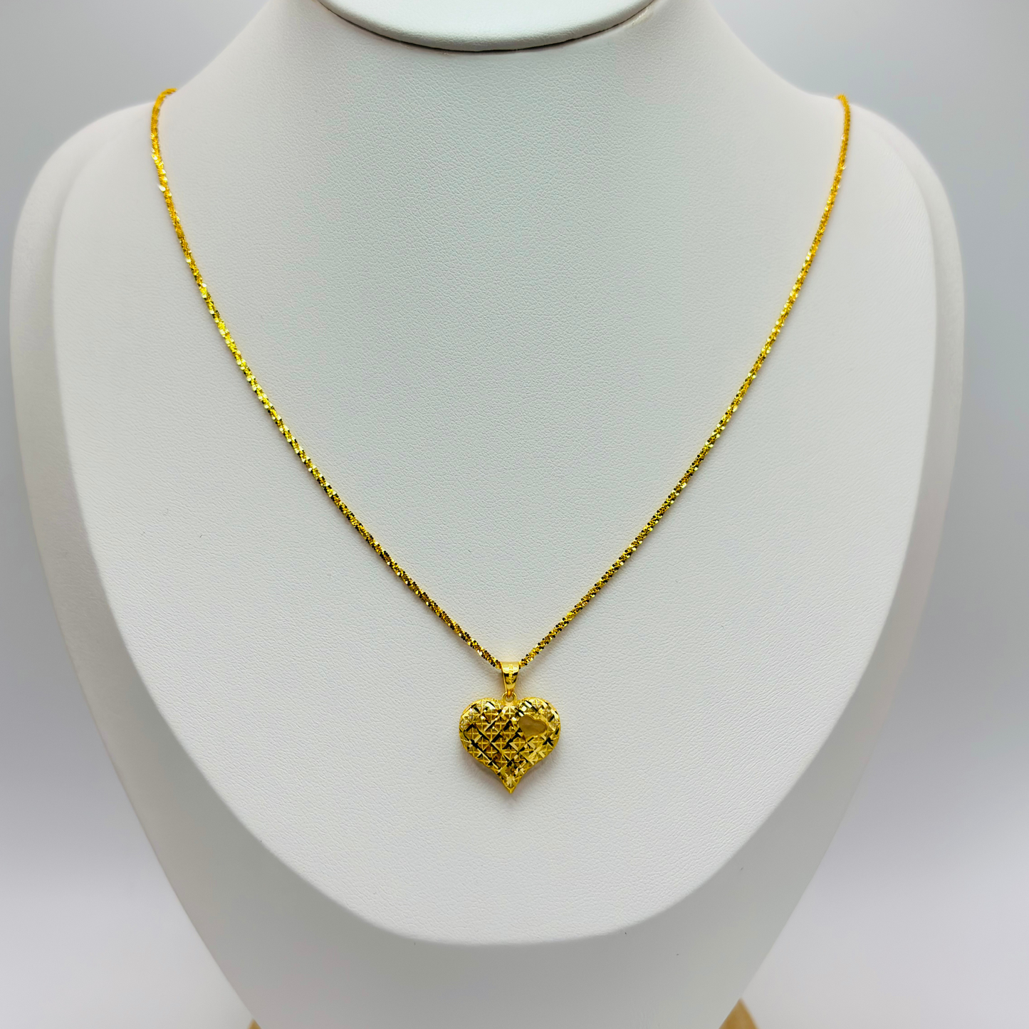 18K Gold Adjustable Necklace with Heart