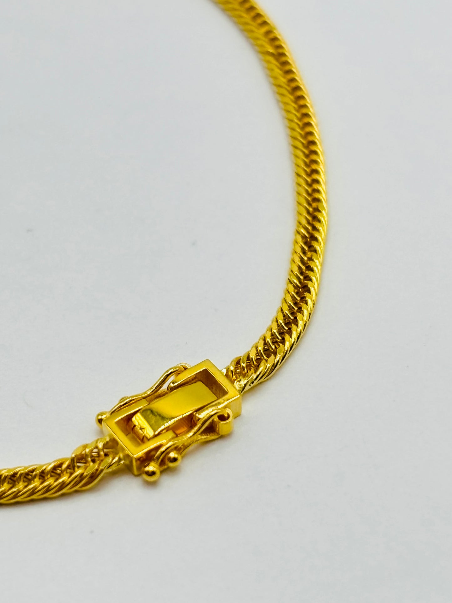 18K Gold Triple Lock Bracelet 3mm width