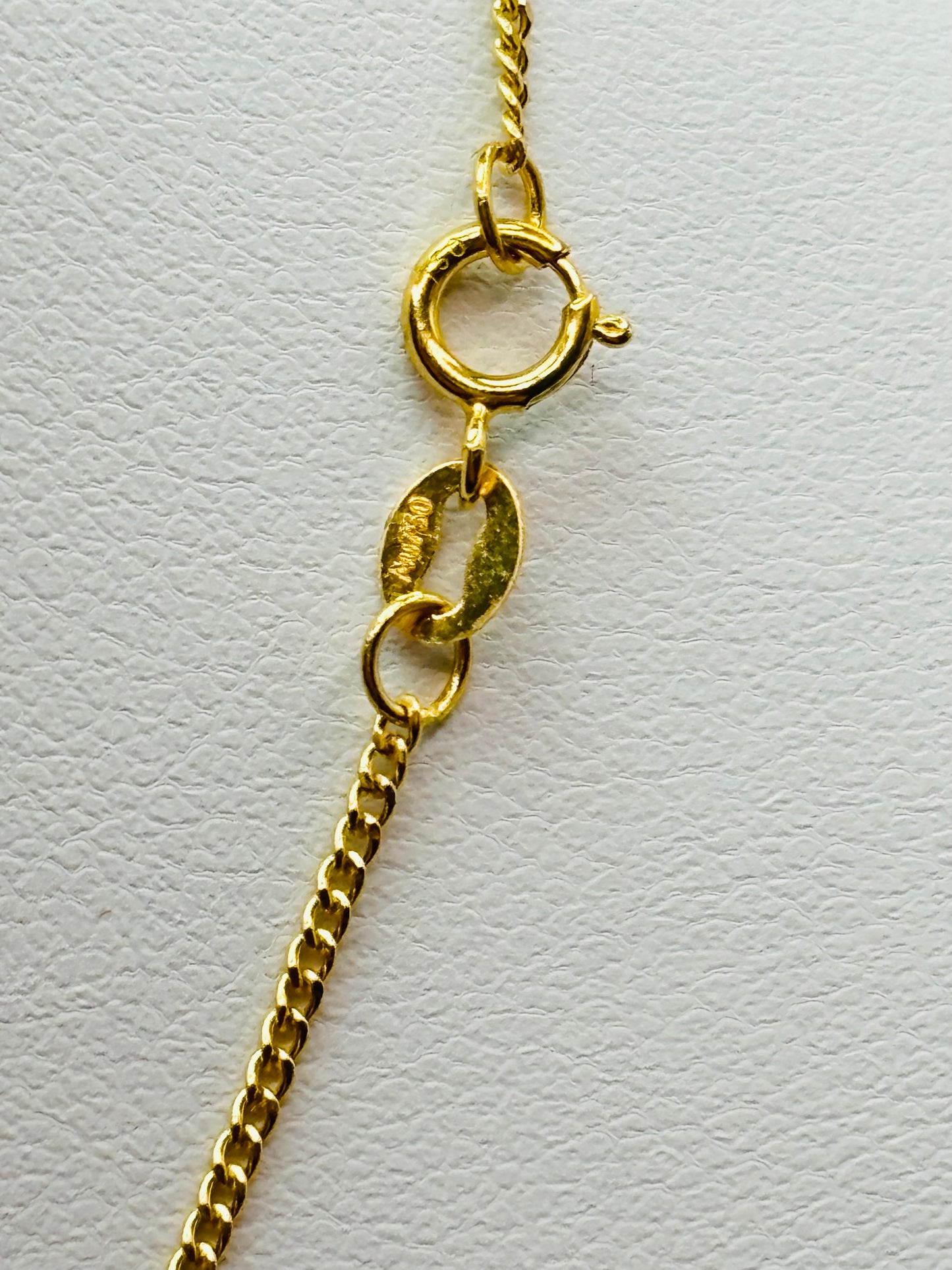 18K Gold Curb Chain with Heart Pendant Set