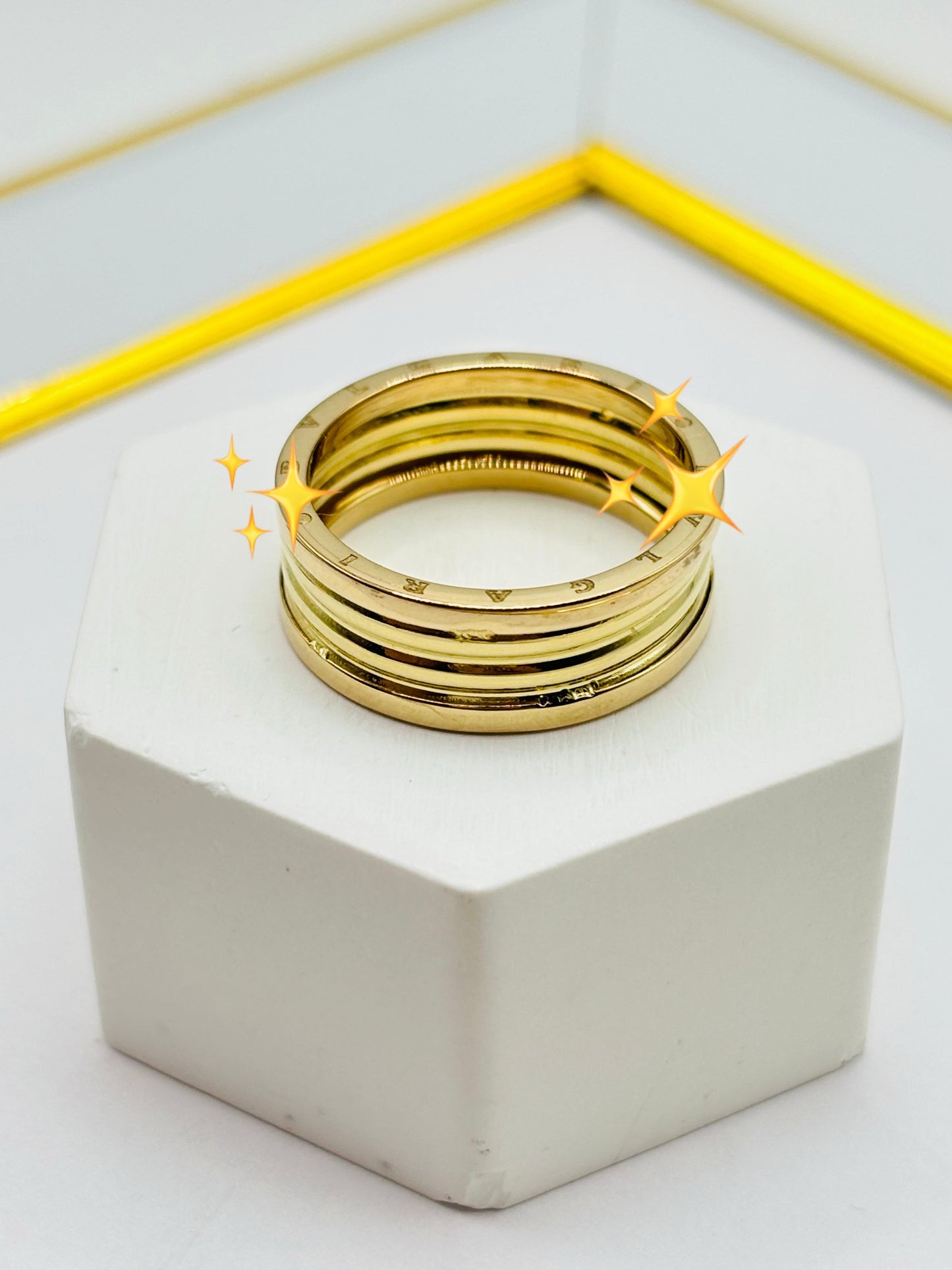 18K Gold BvL Ring (Imperfection)