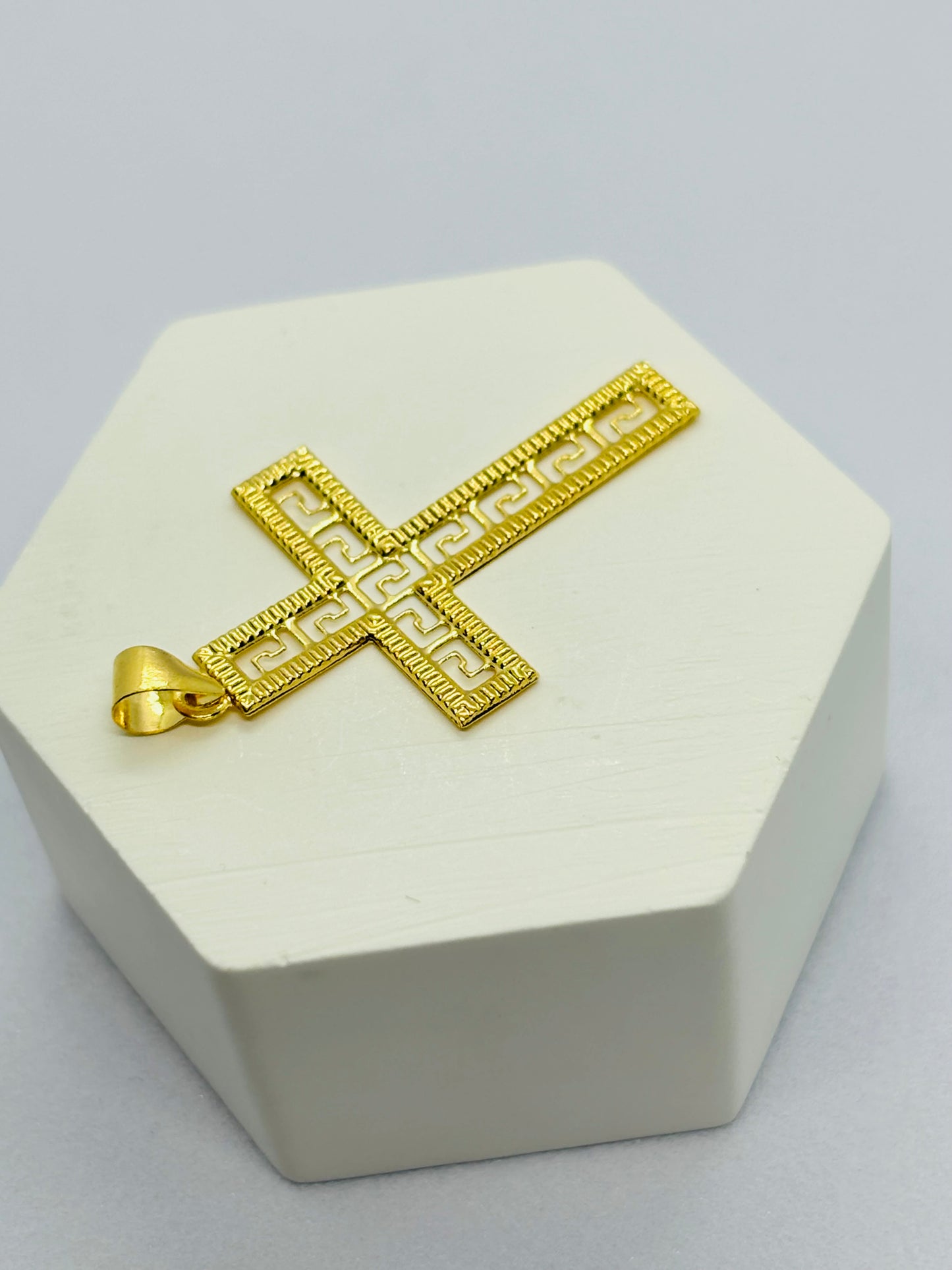 18K Gold Cross Pendant