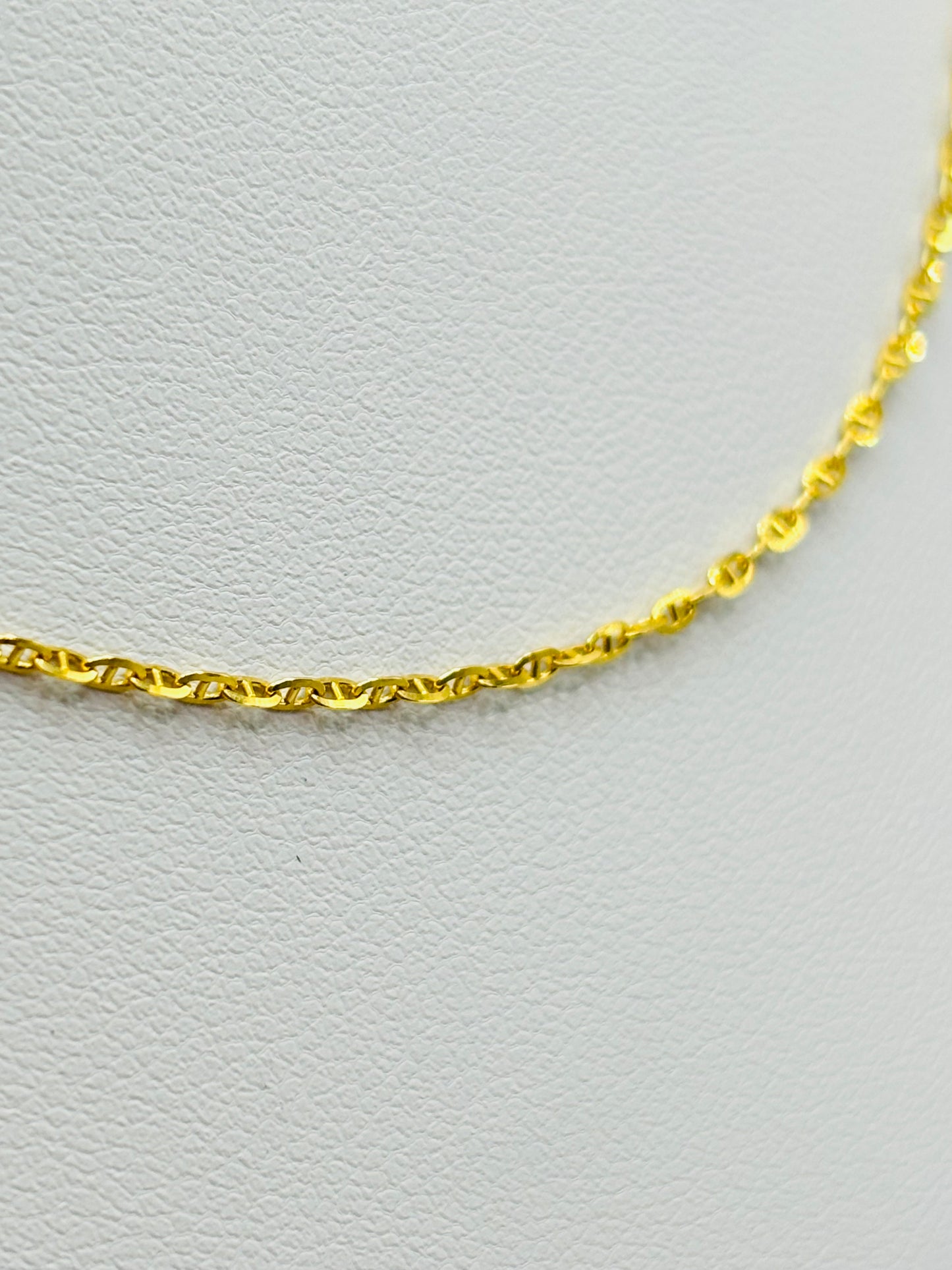 18K Gold GG Chain