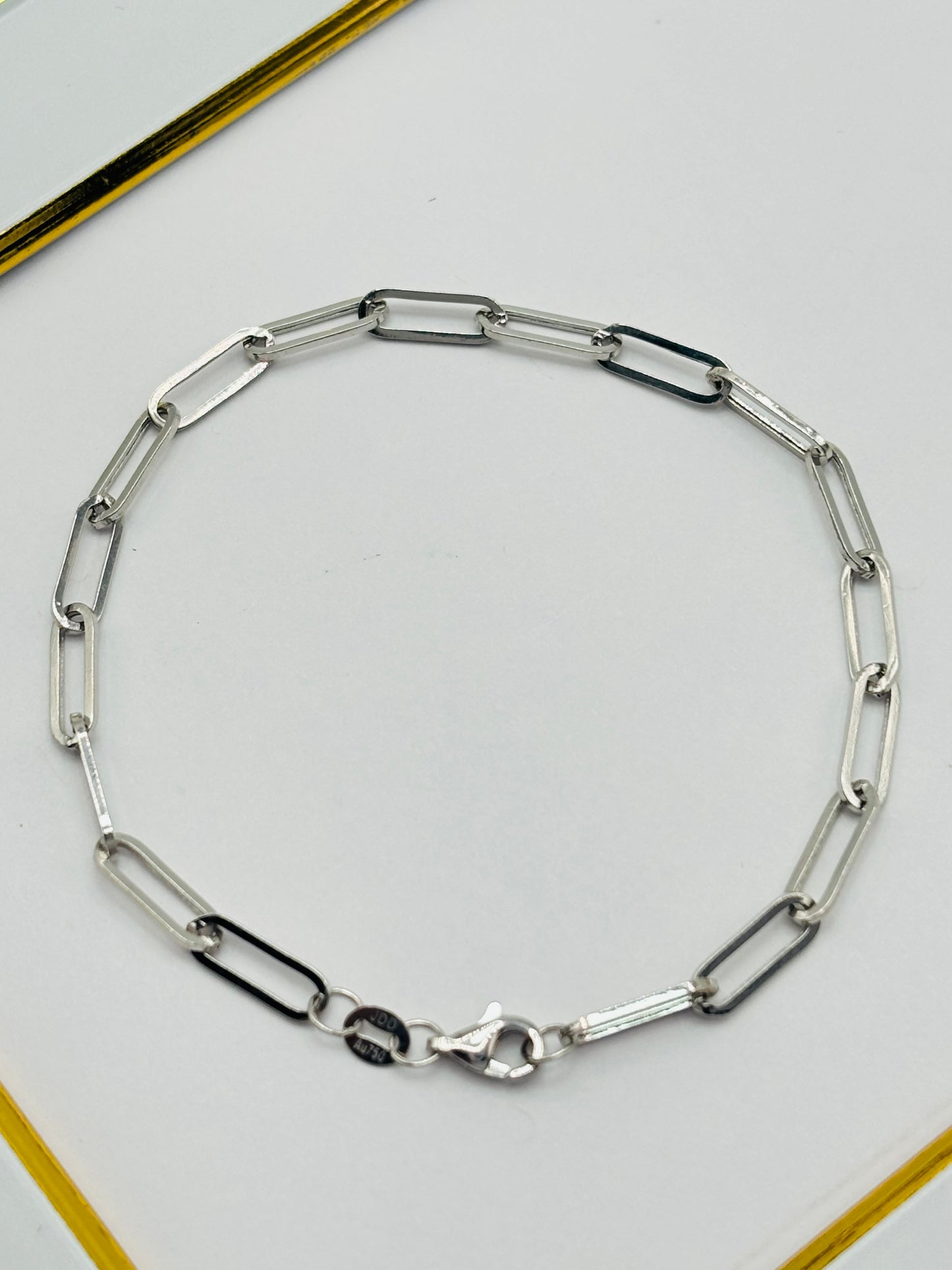 18K White Gold paperclip Bracelet