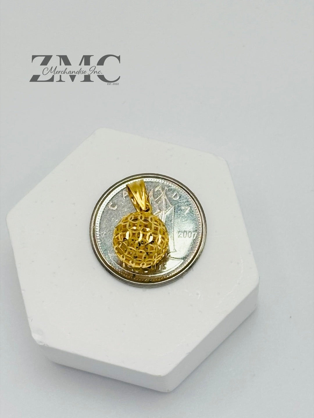 18K Gold Money Catcher Ball Pendant