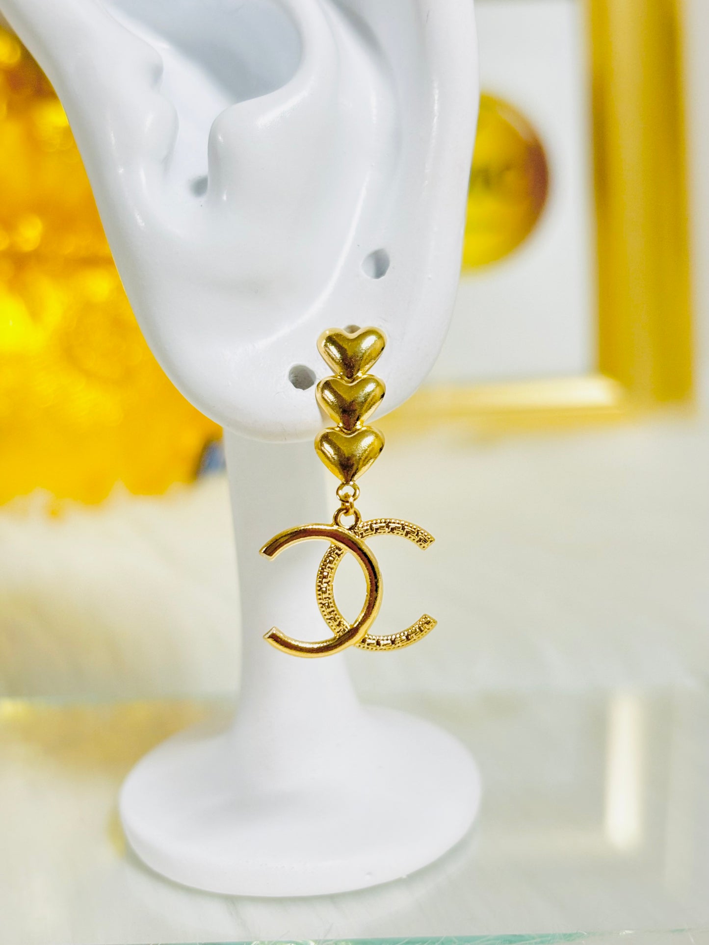 18K Gold Heart Dangling