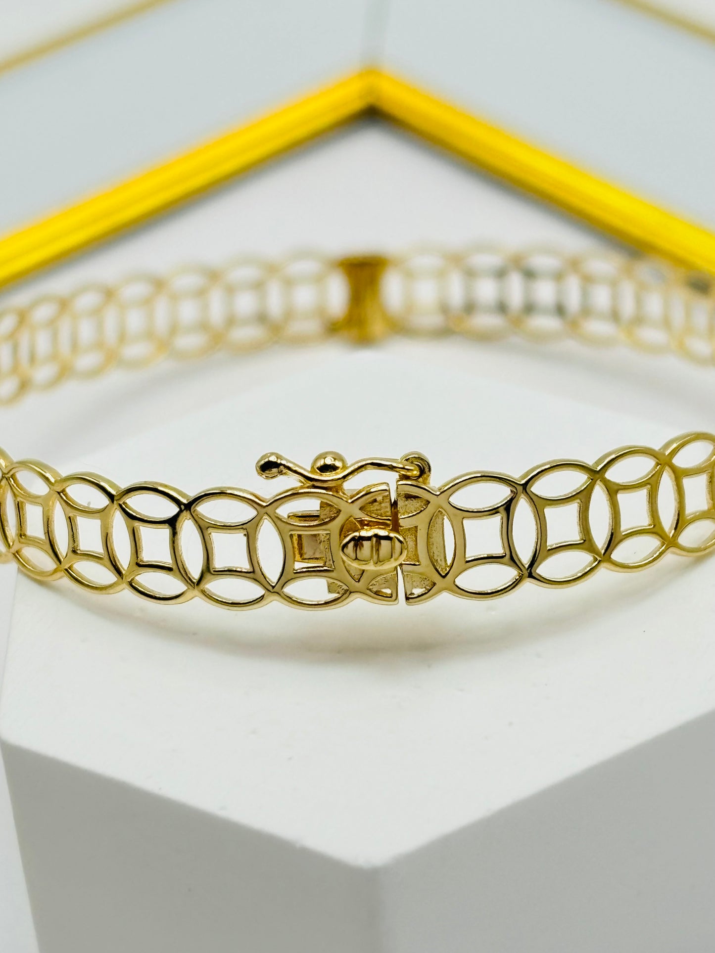 18K Gold Money Cather Bangle