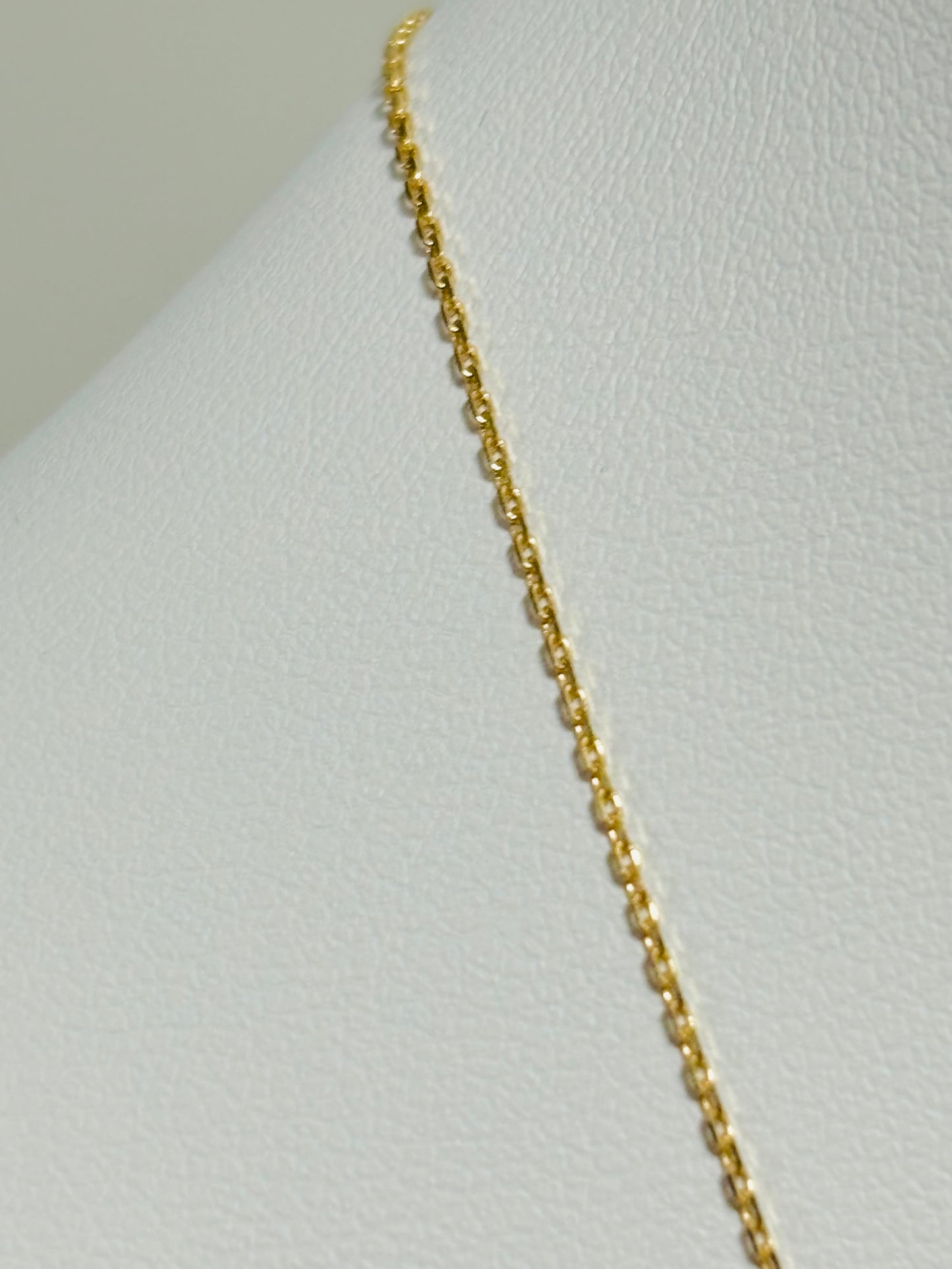 18K Gold Teardrop Attached Pendant Necklace