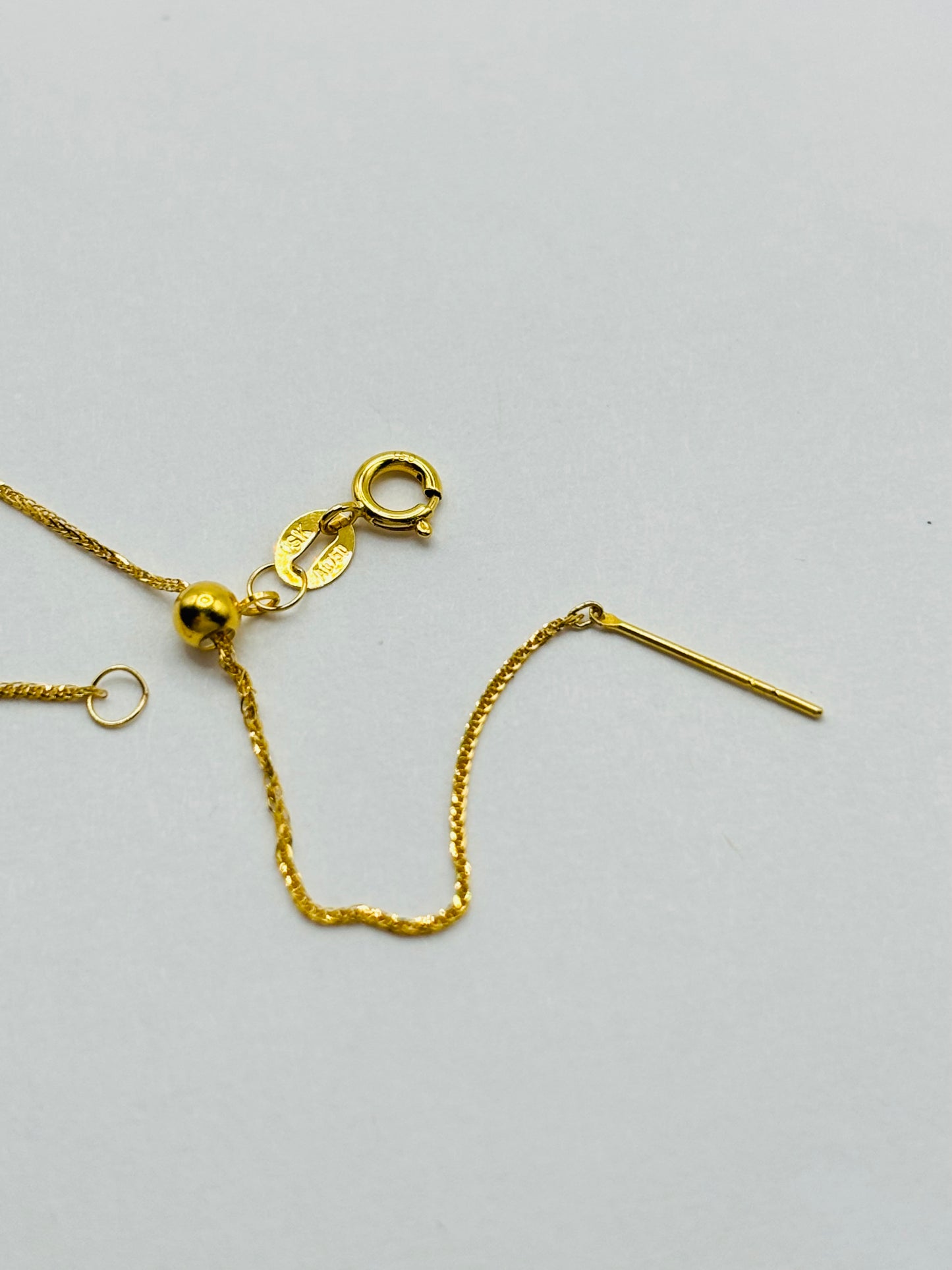 18K Gold Attached Necklace with a Pink Clover Stone