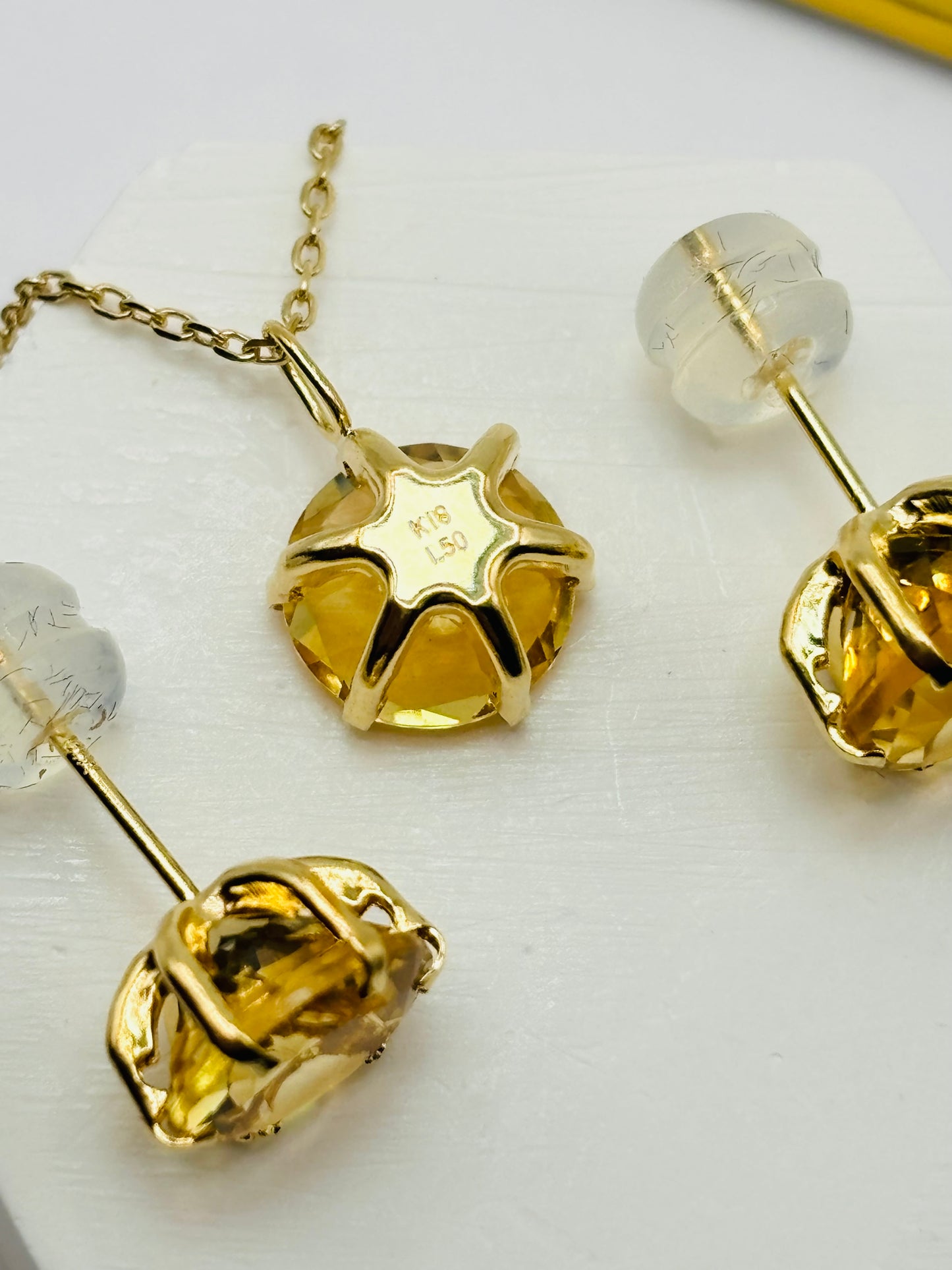 18K Gold Necklace with Natural Citrine Pendant and Earrings Set